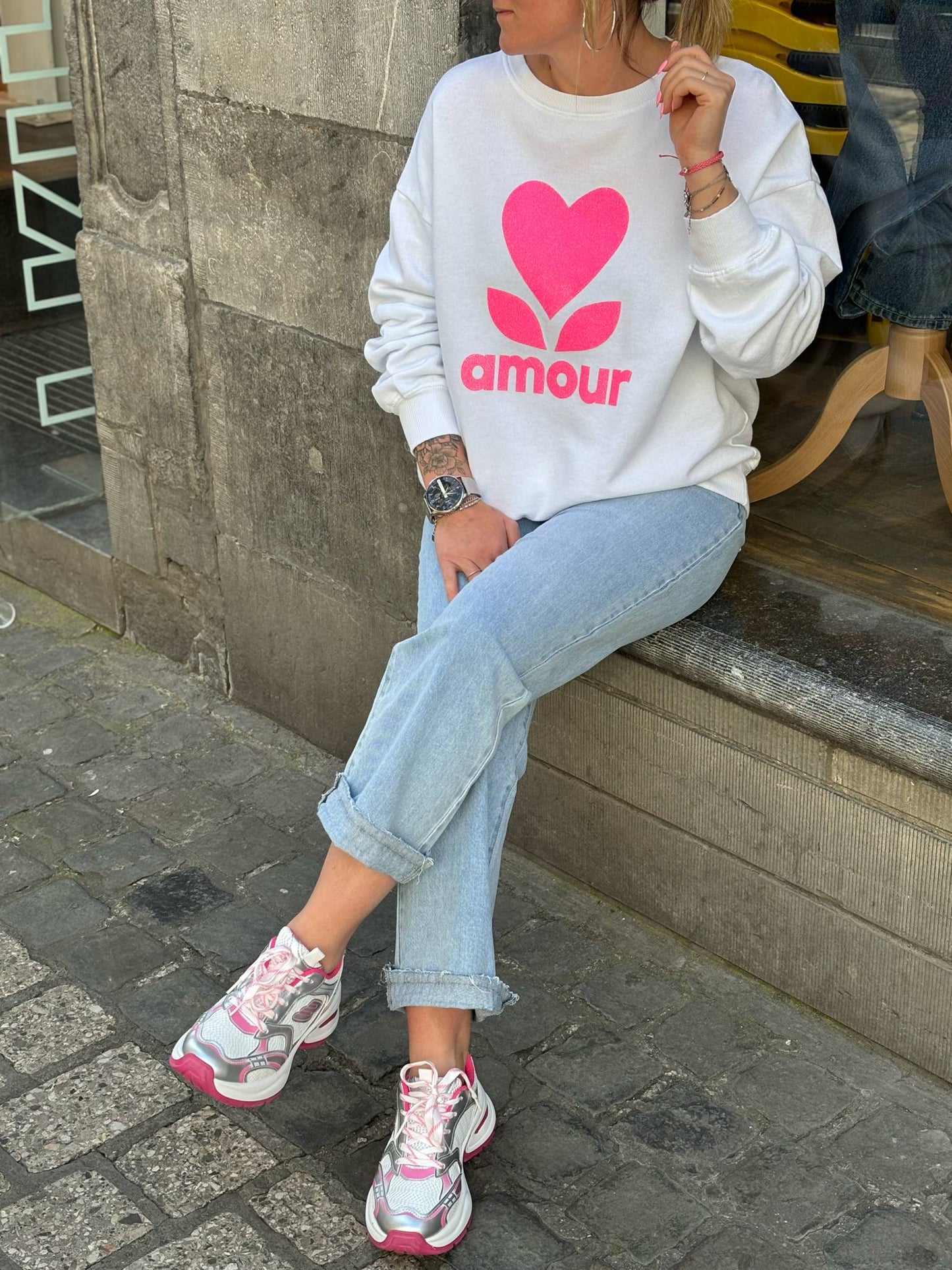 SWEAT AMOUR