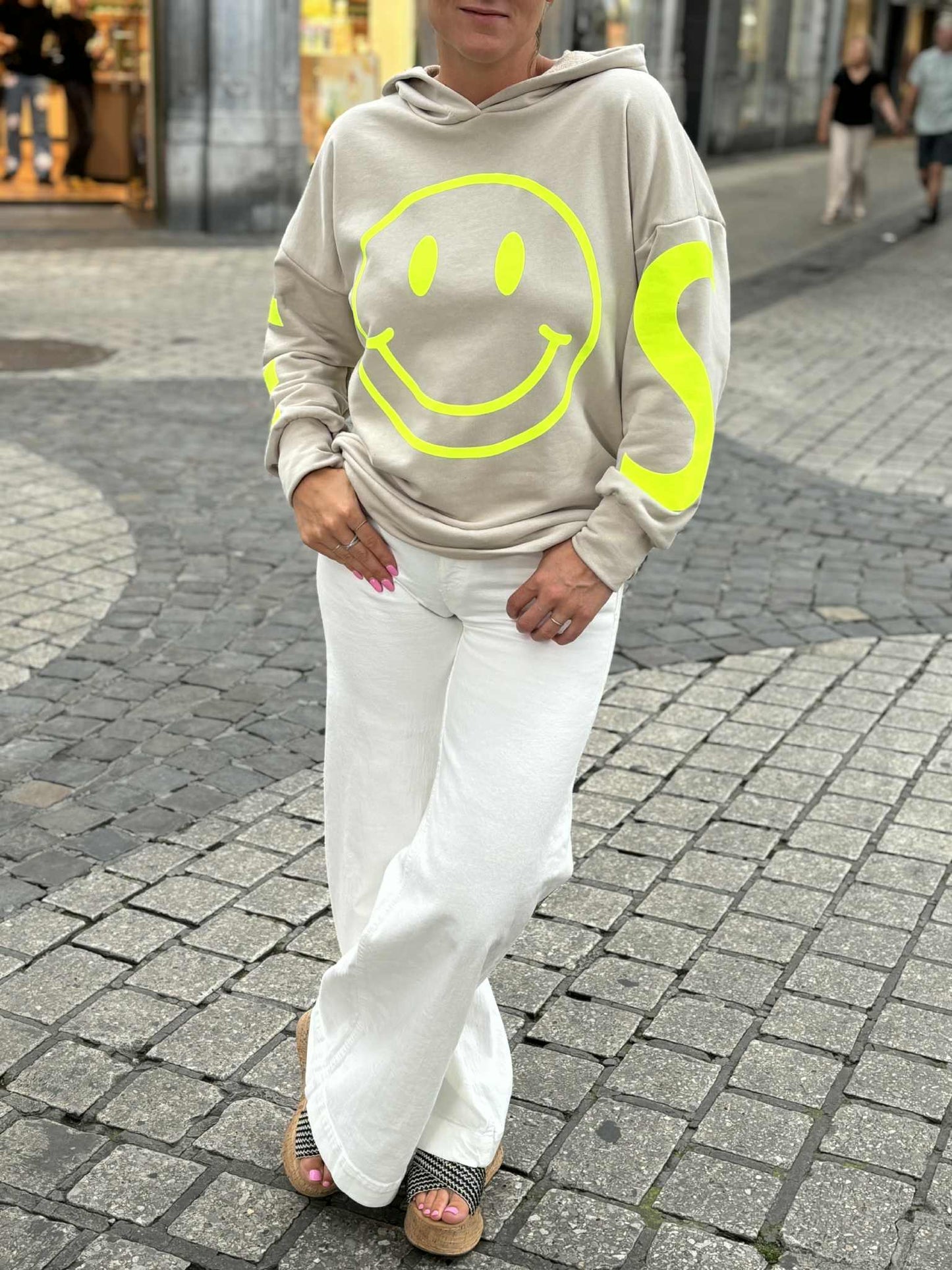 SWEAT SMILE
