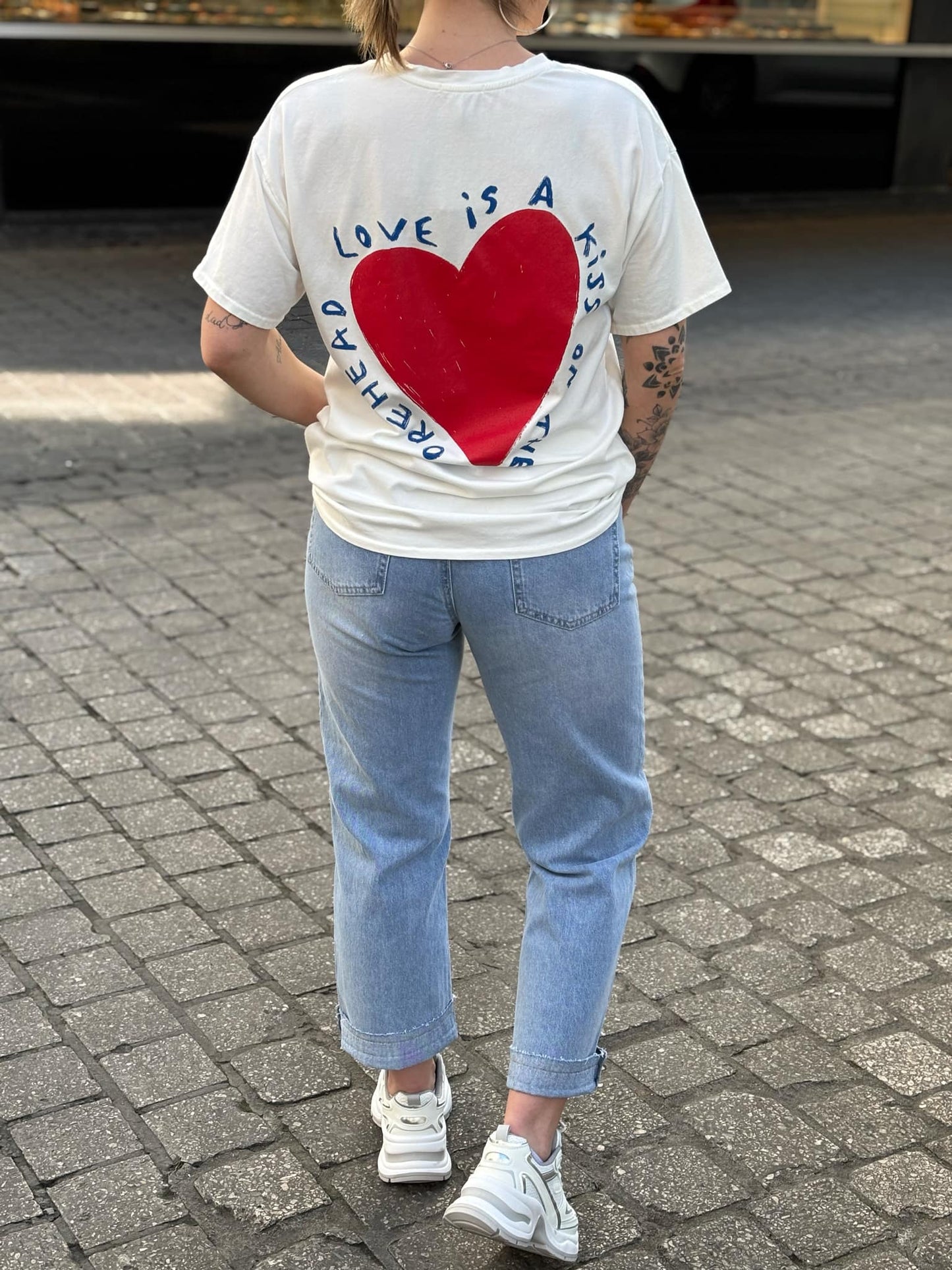 T-SHIRT KISS