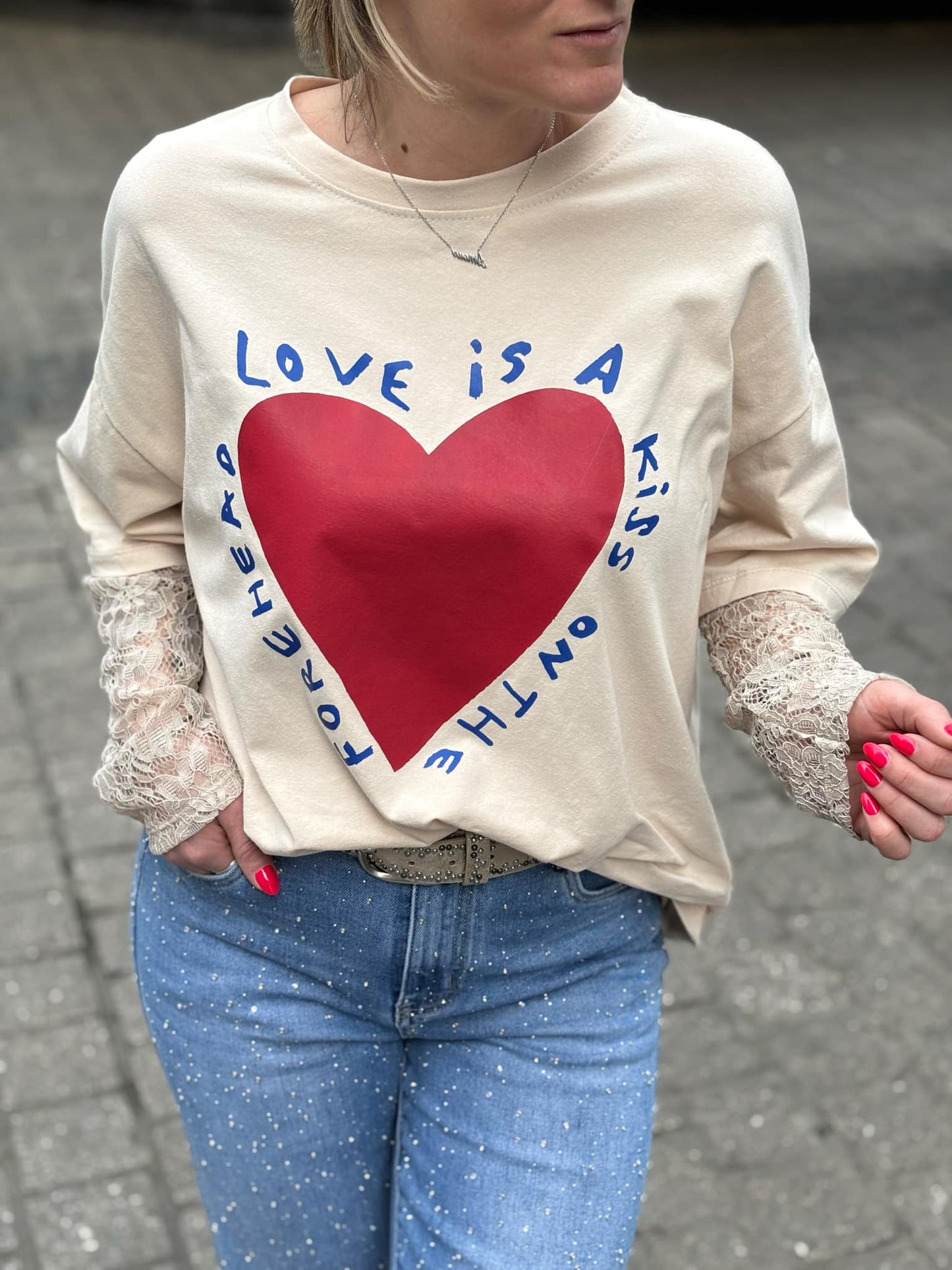 T-SHIRT LOVE