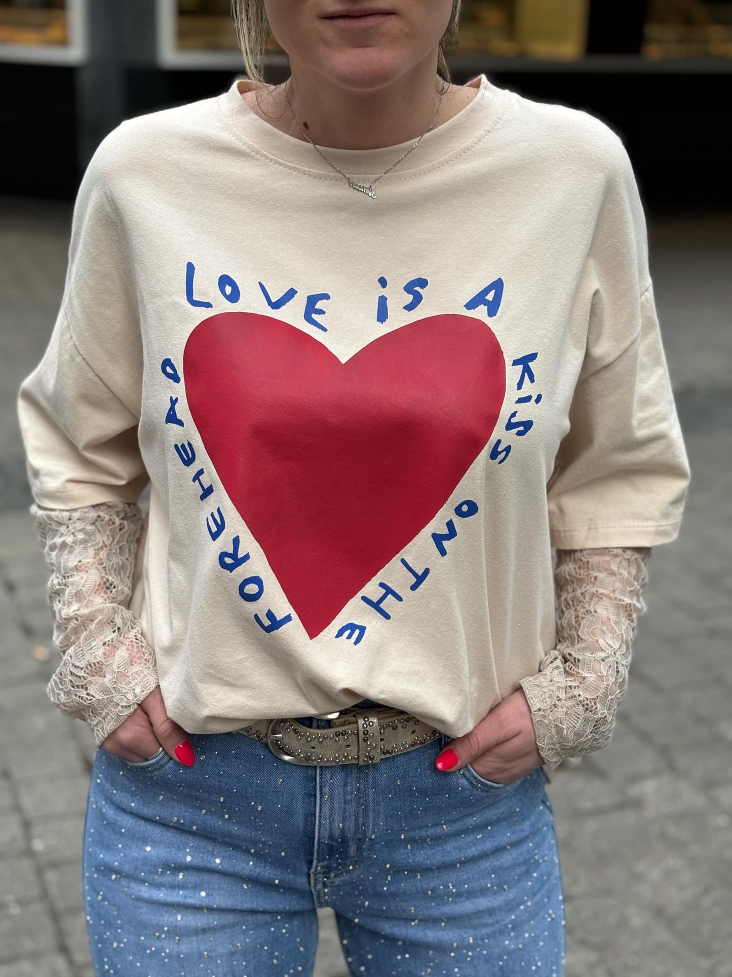 T-SHIRT LOVE
