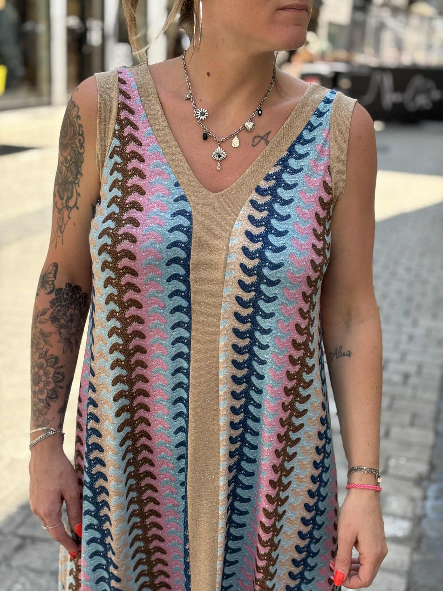 ROBE JUNE