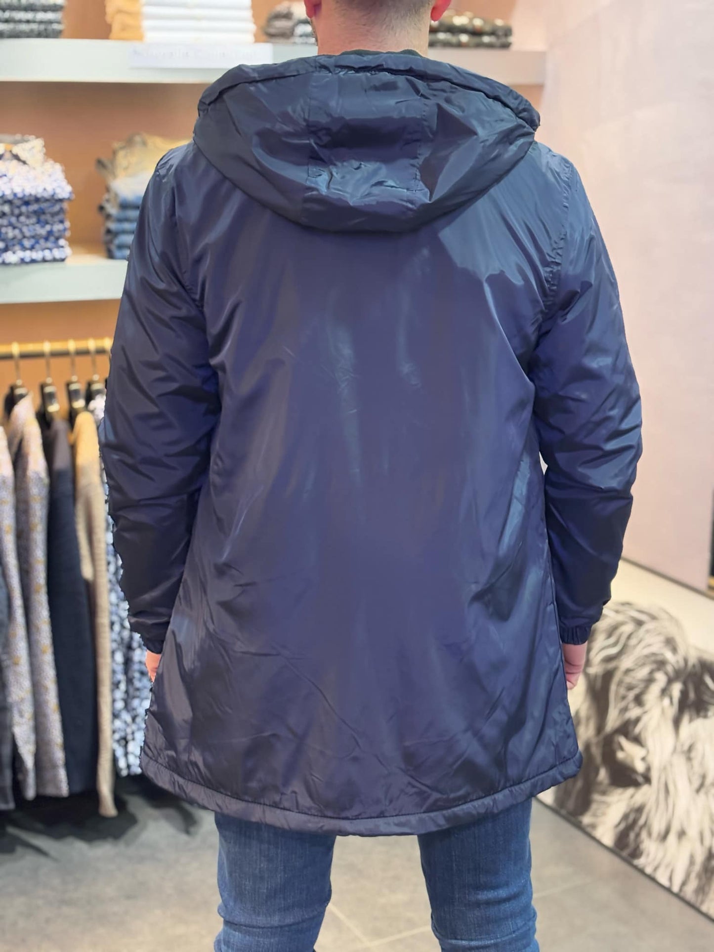 VESTE LUCAS