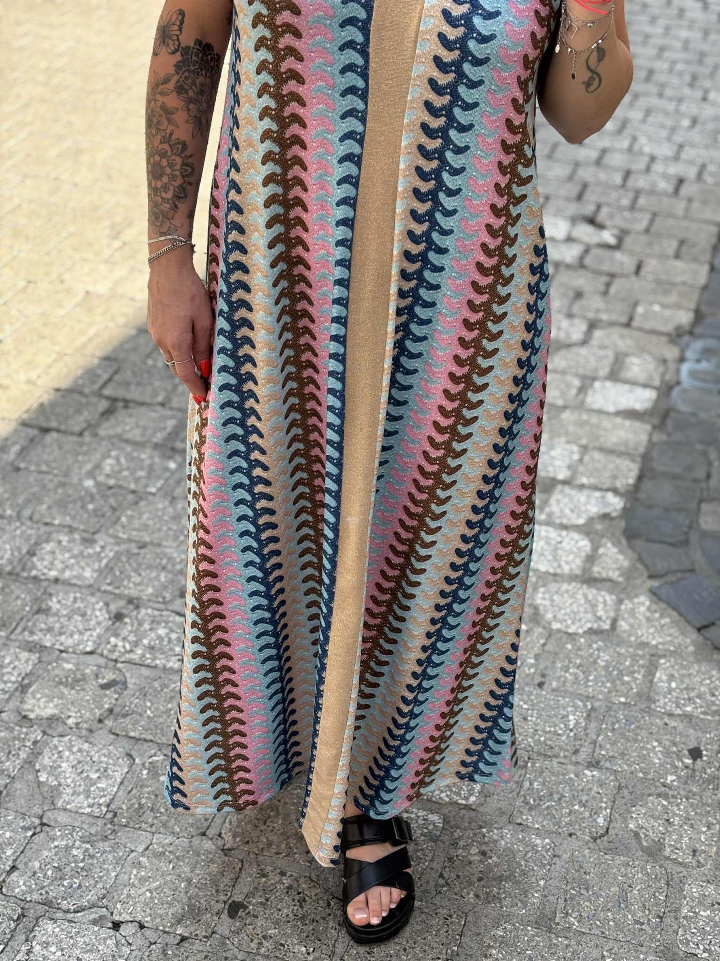 ROBE JUNE