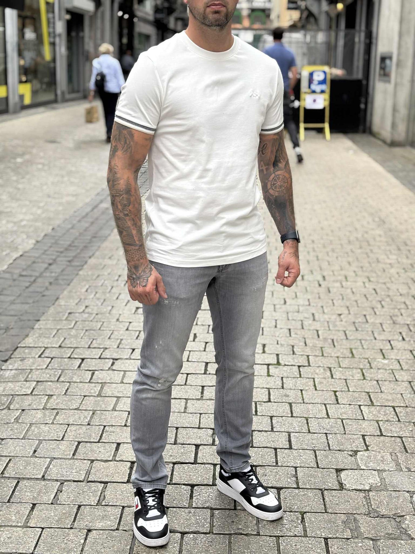 T-SHIRT MORATO