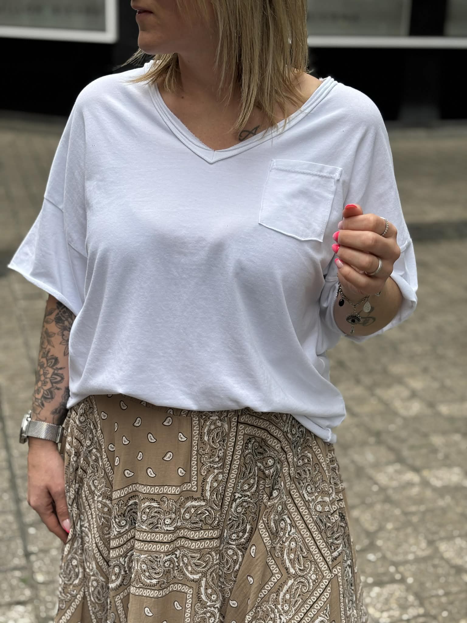 T-SHIRT NORA