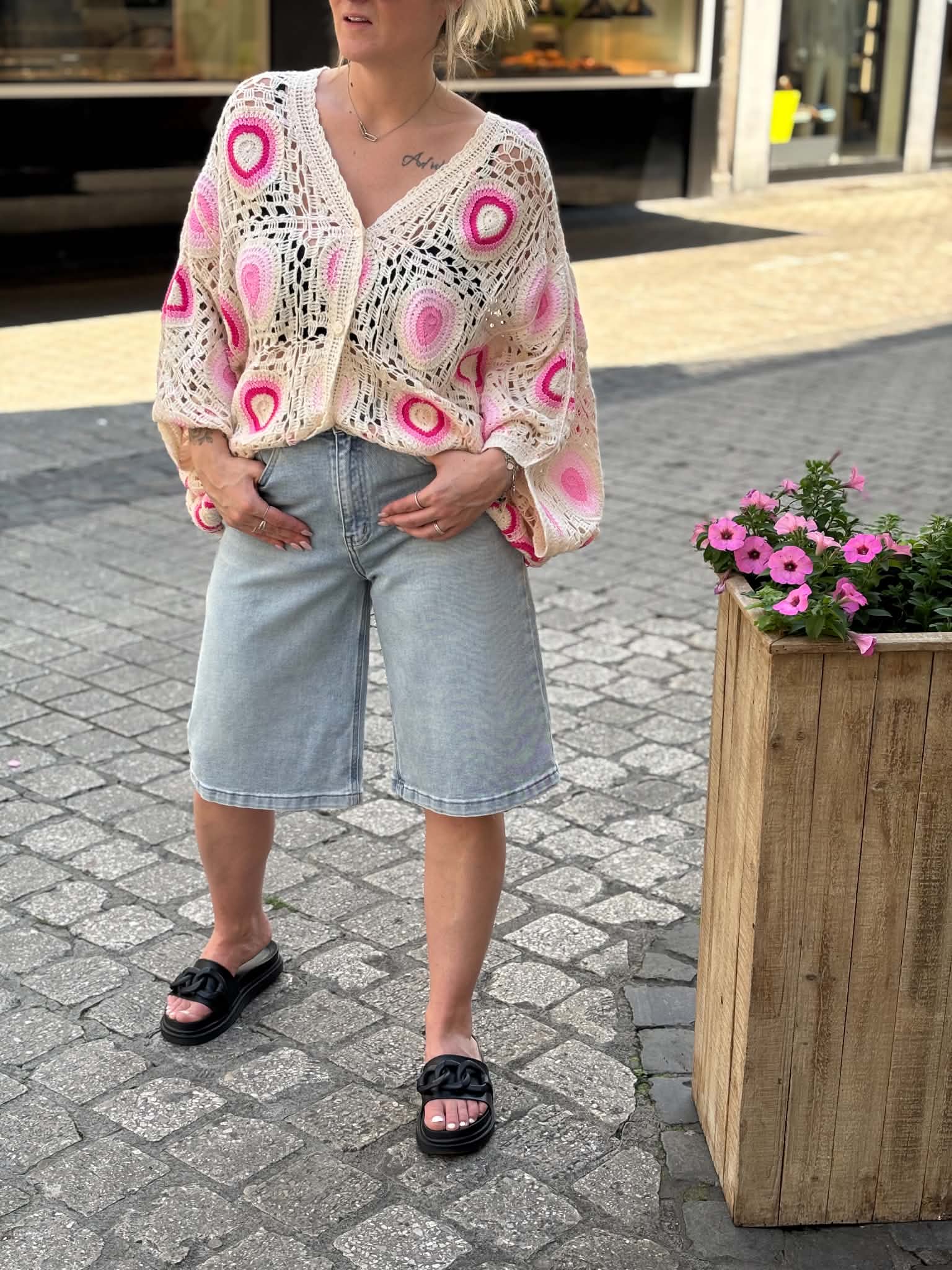 BERMUDA NORA