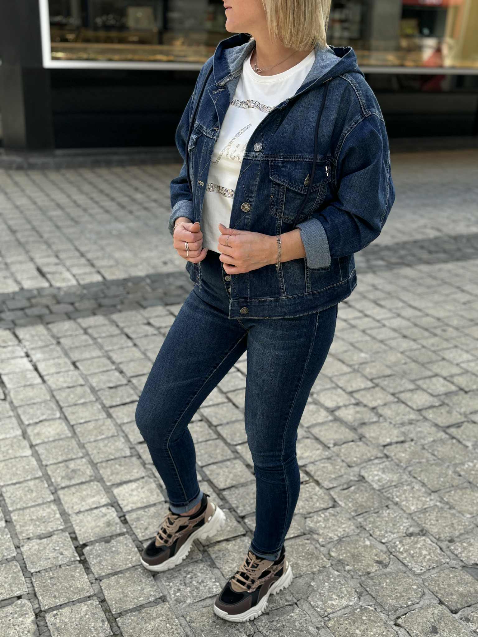 JEANS LOLA