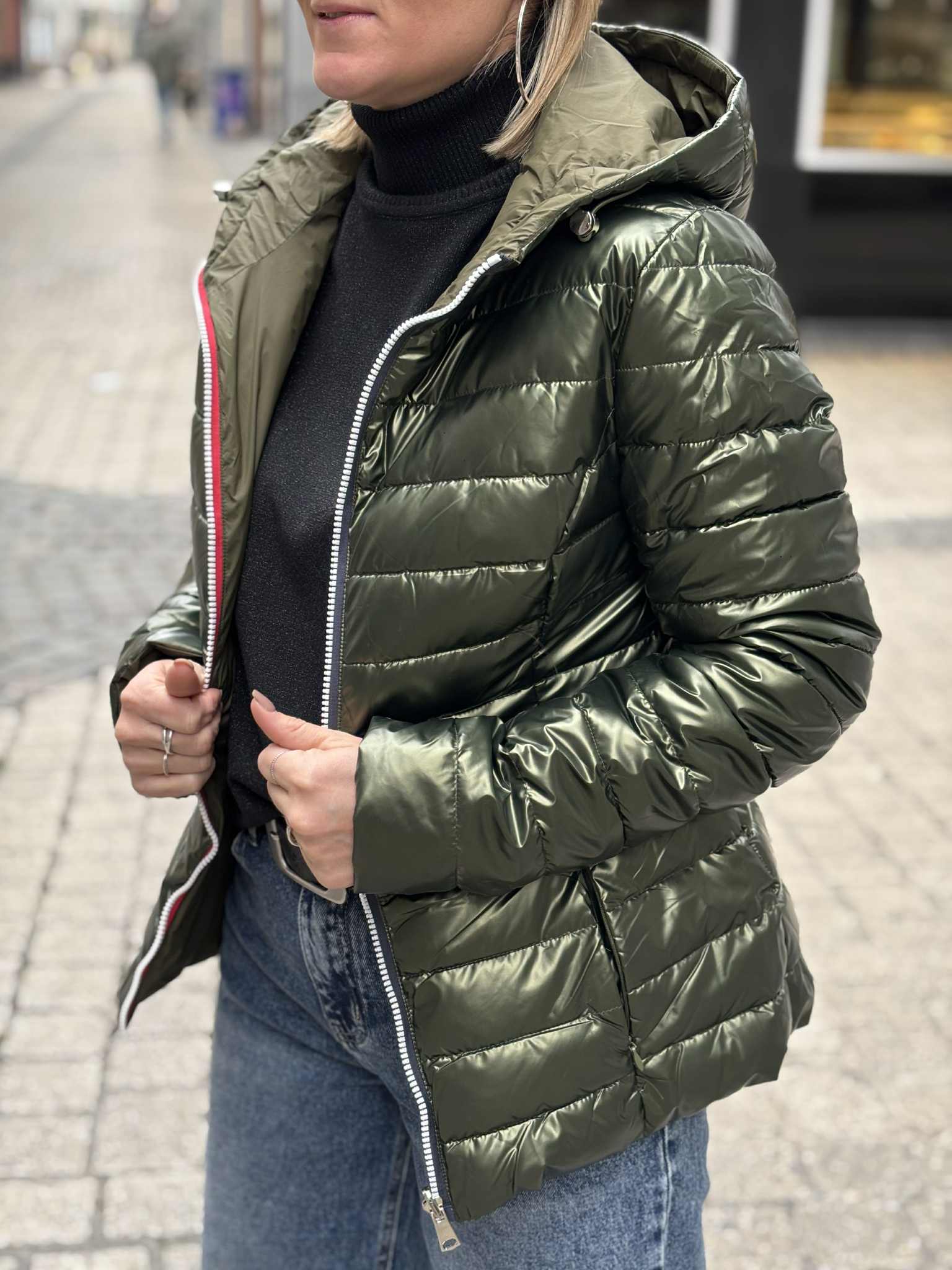 VESTE CLARA