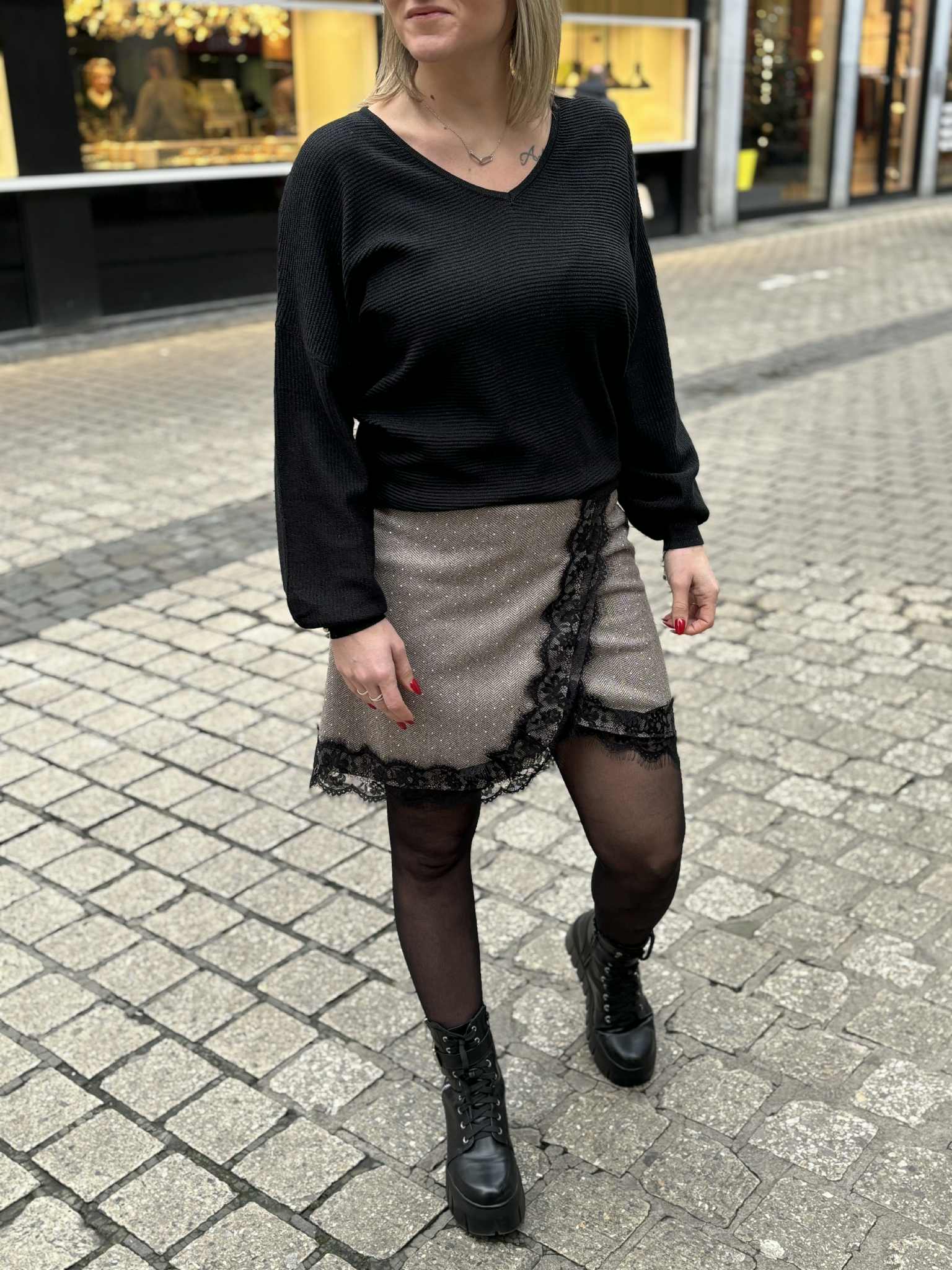 PULL DEELUXE
