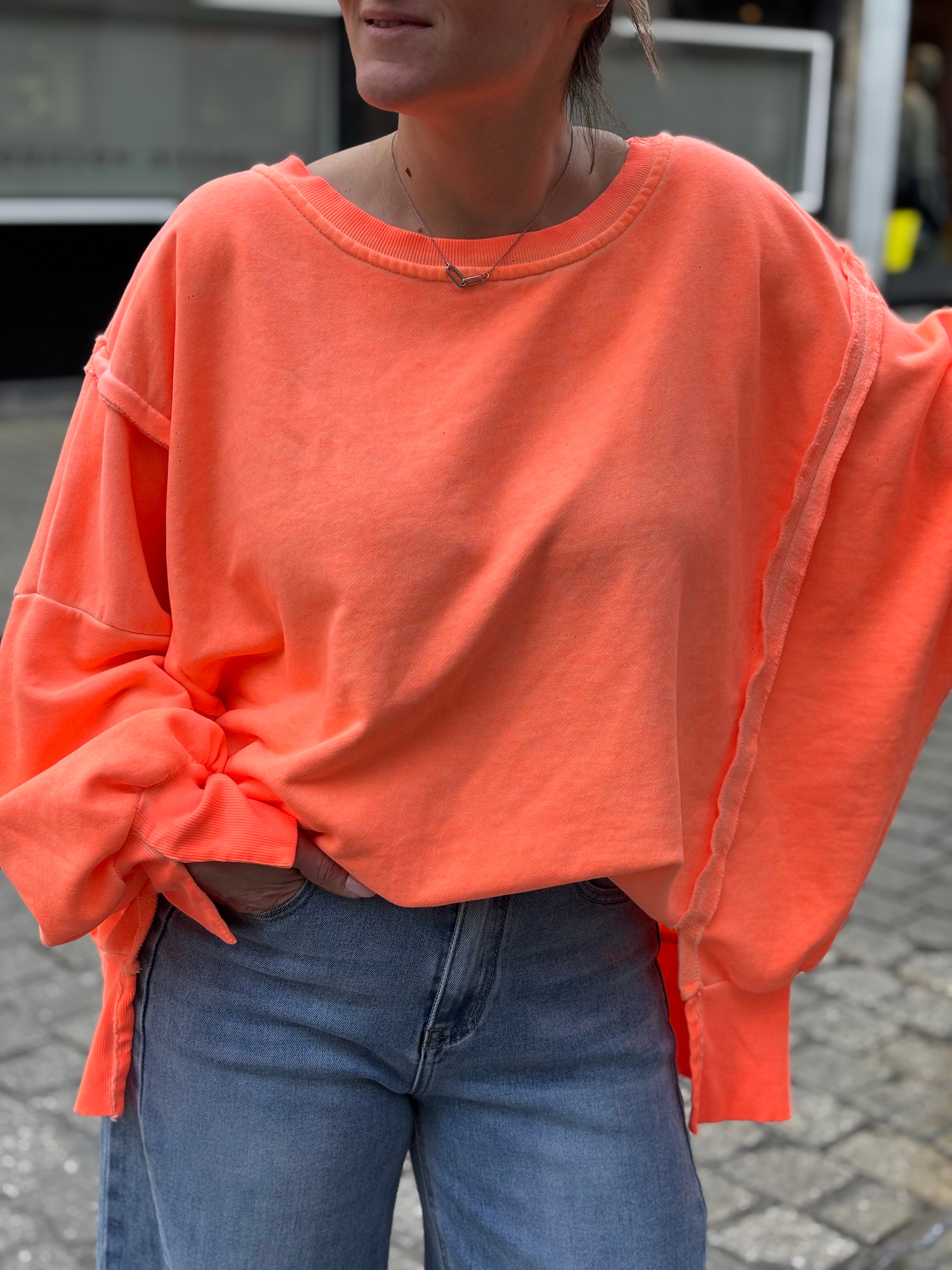 SWEAT TESSA