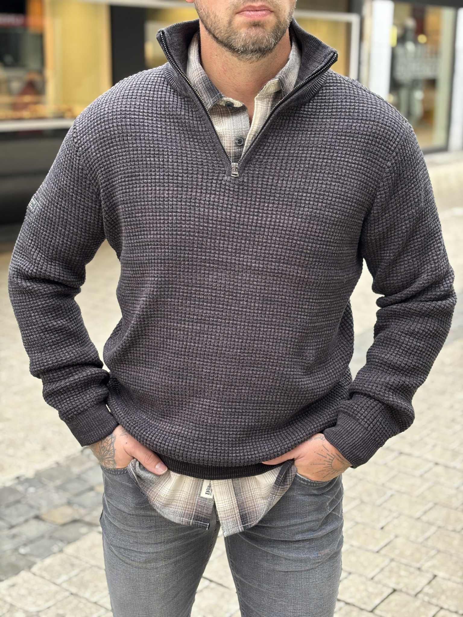 PULL DEELUXE