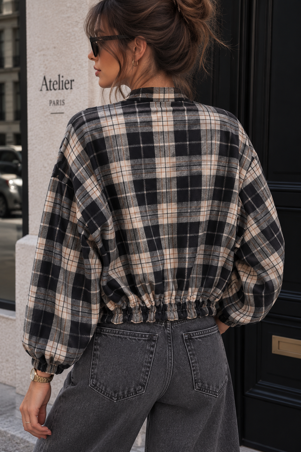 BOMBER INES