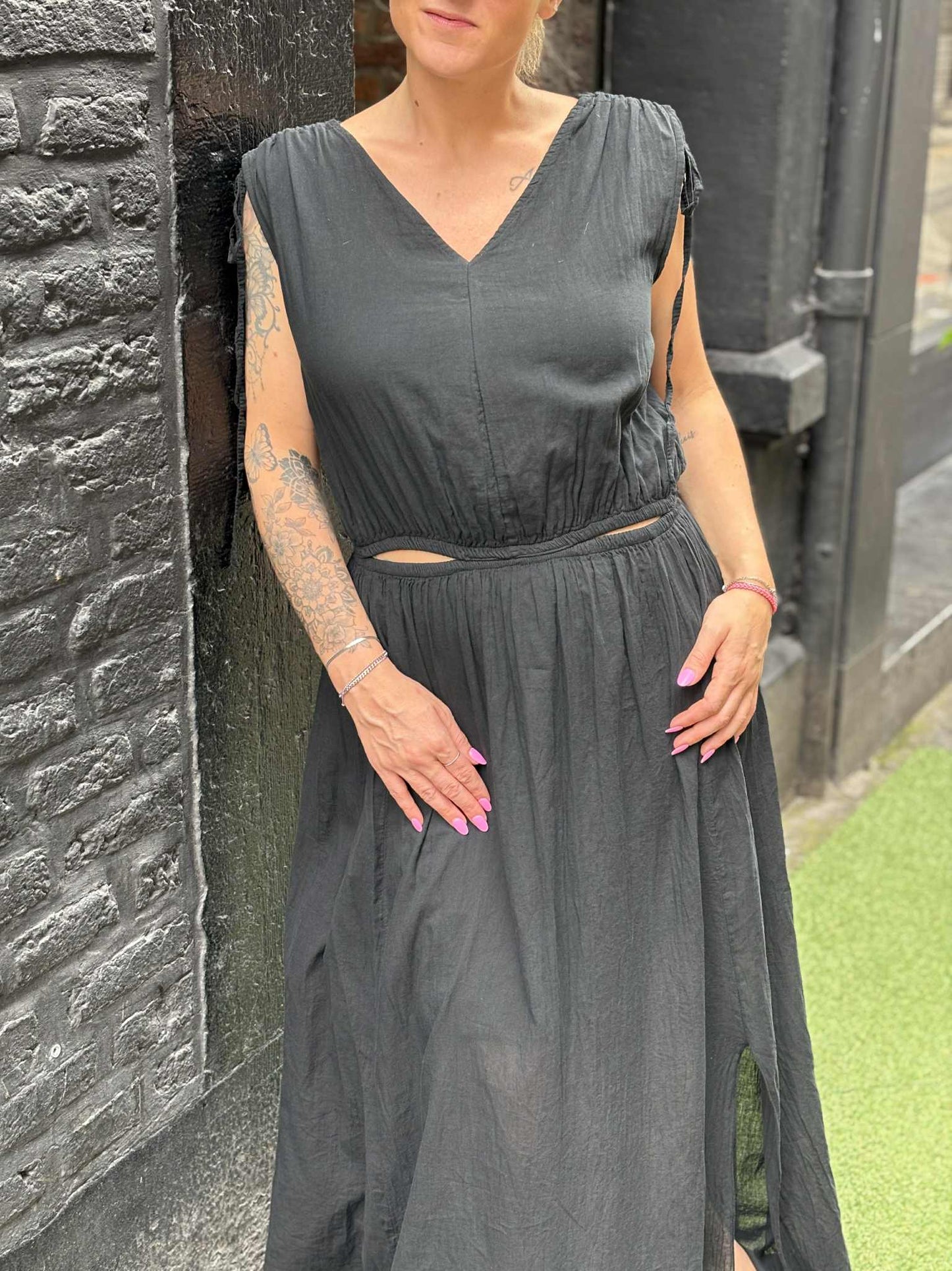 ROBE JUNE