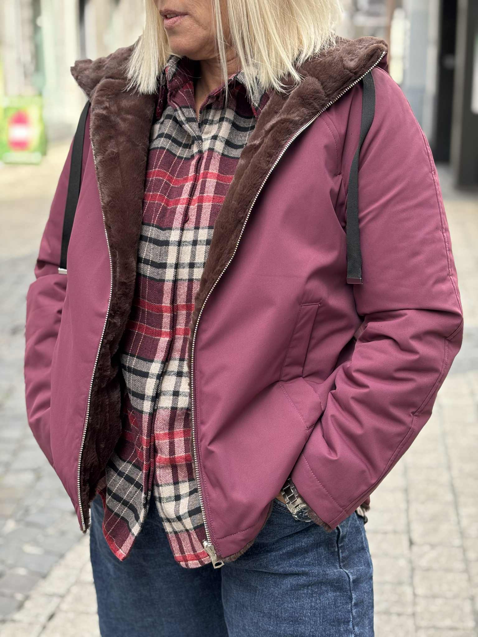 VESTE MIA