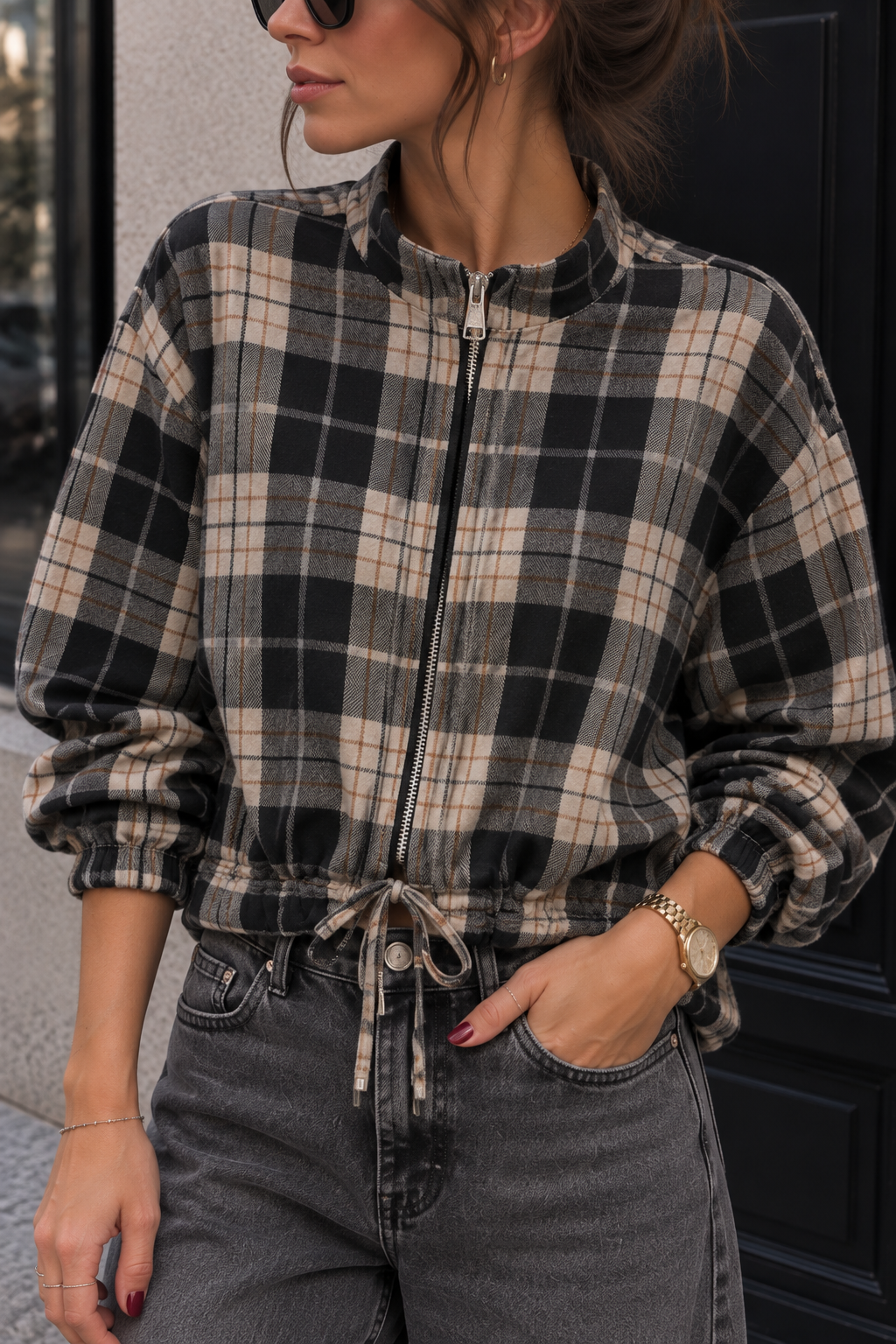 BOMBER INES