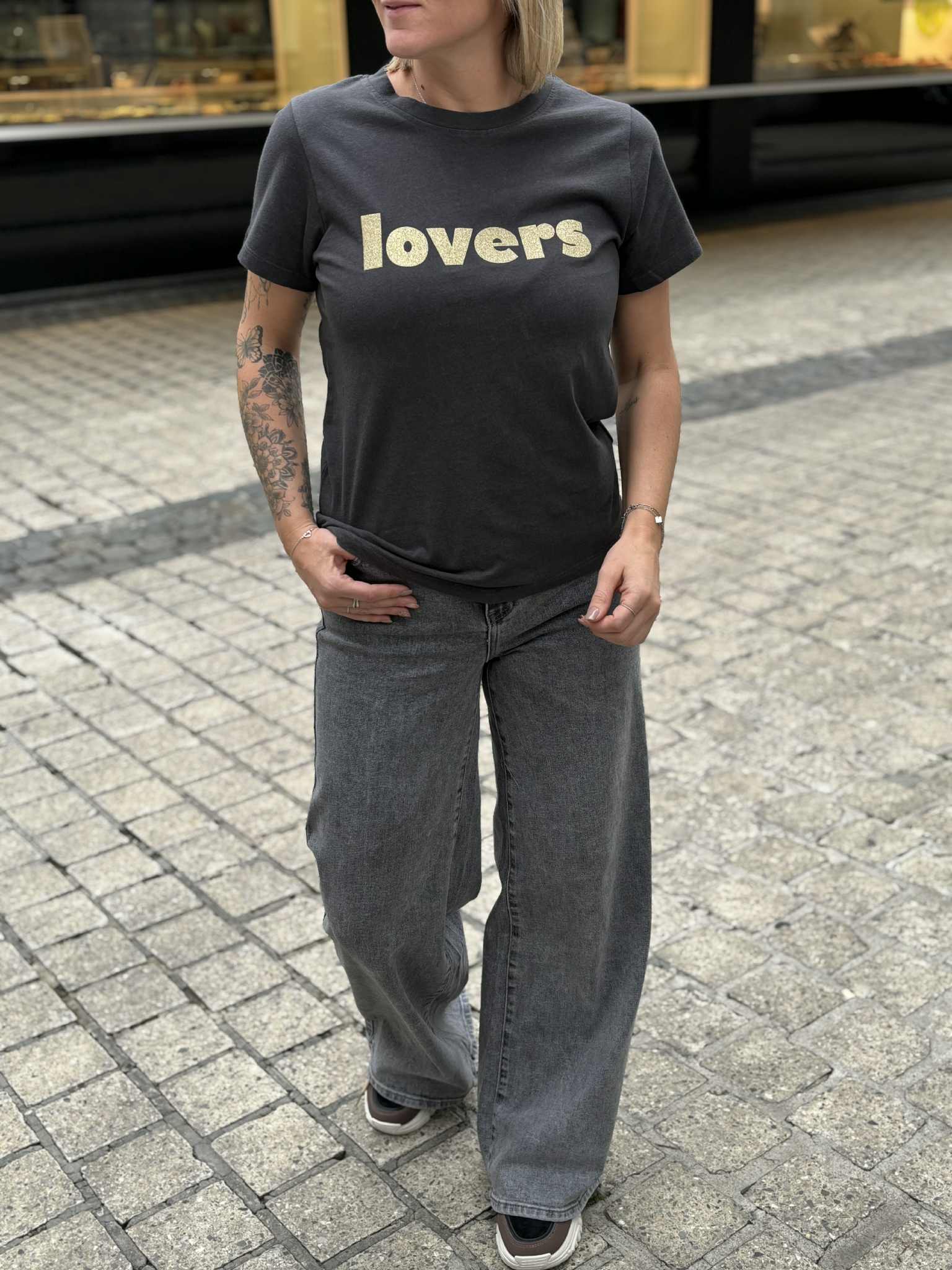 T-SHIRT DEELUXE