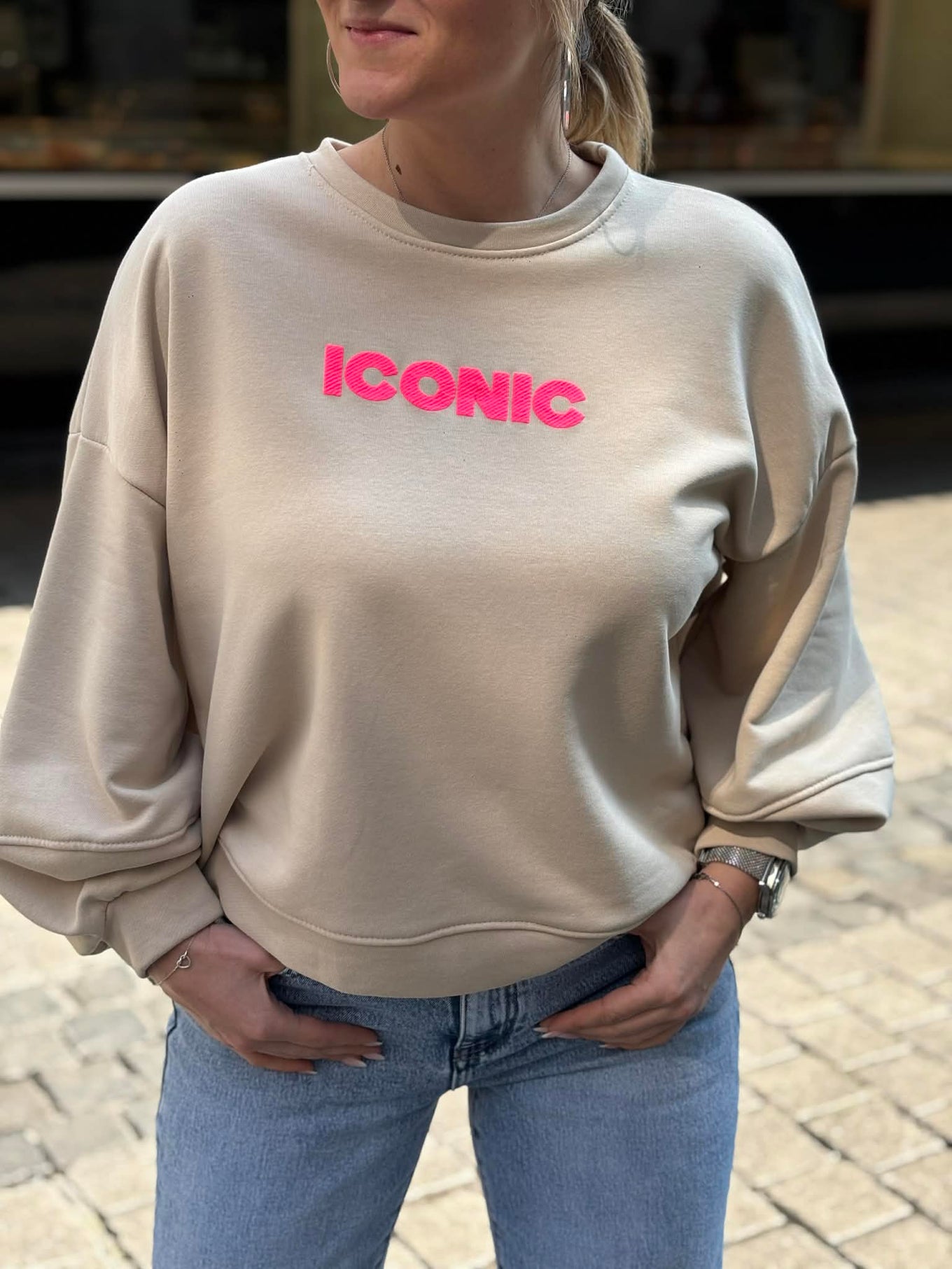 SWEAT ICONIC