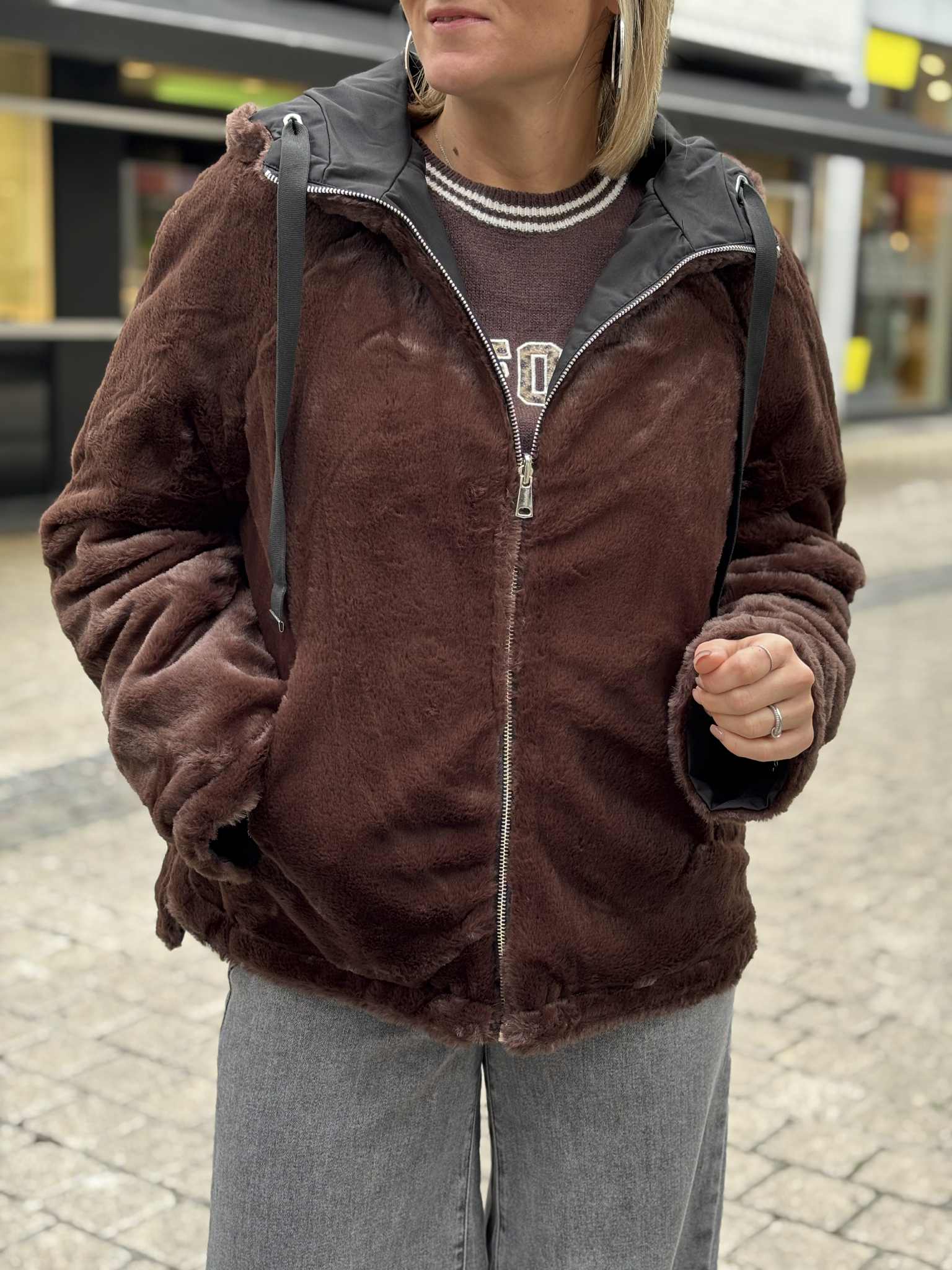 VESTE MIA