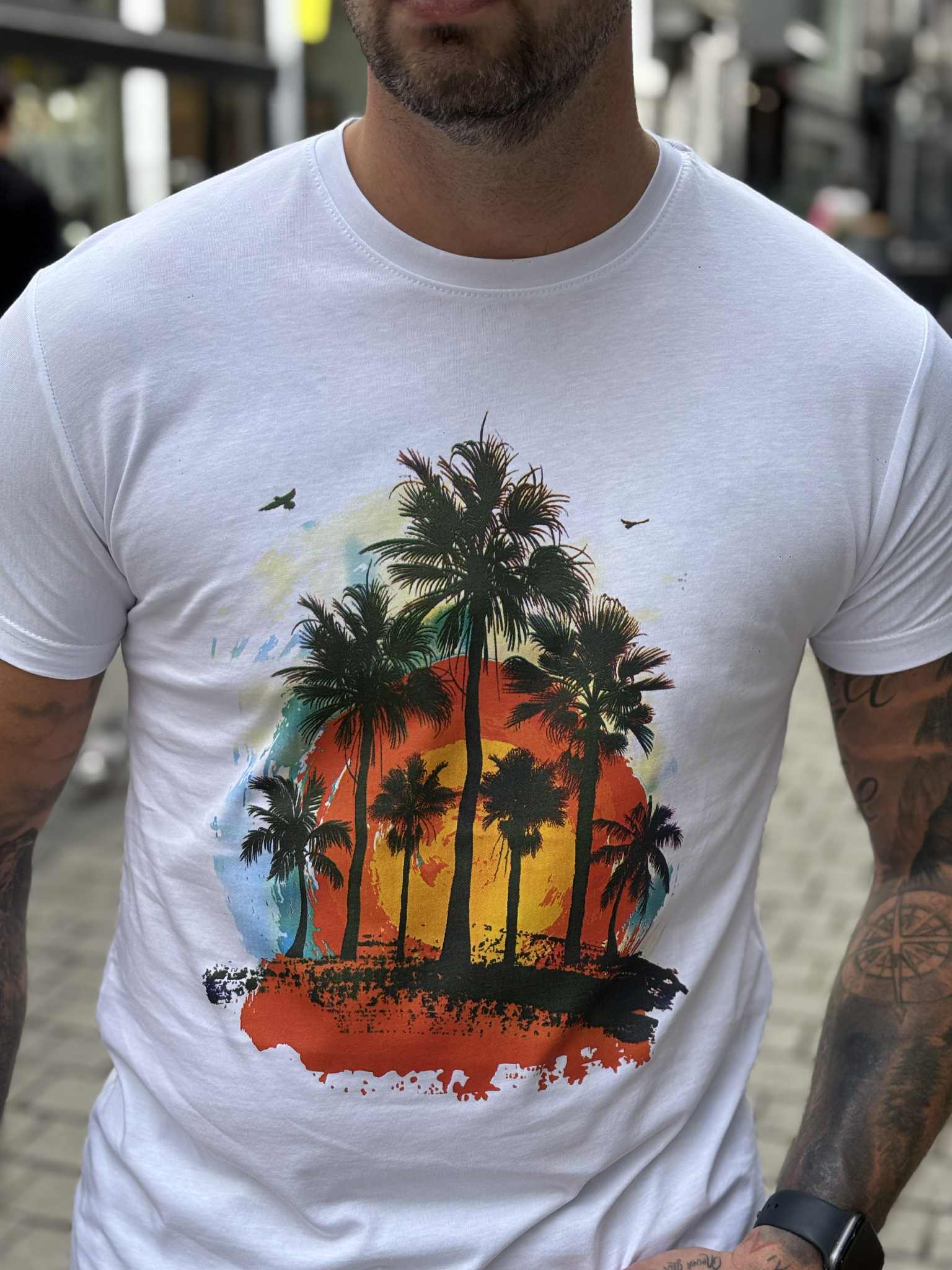 T-SHIRT BEACH
