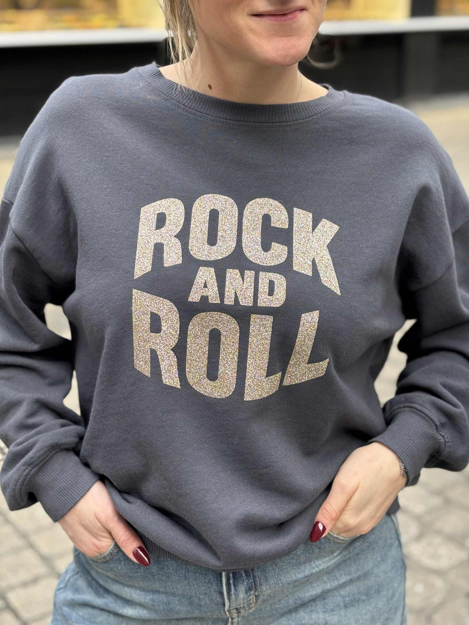 SWEAT ROCK & ROLL