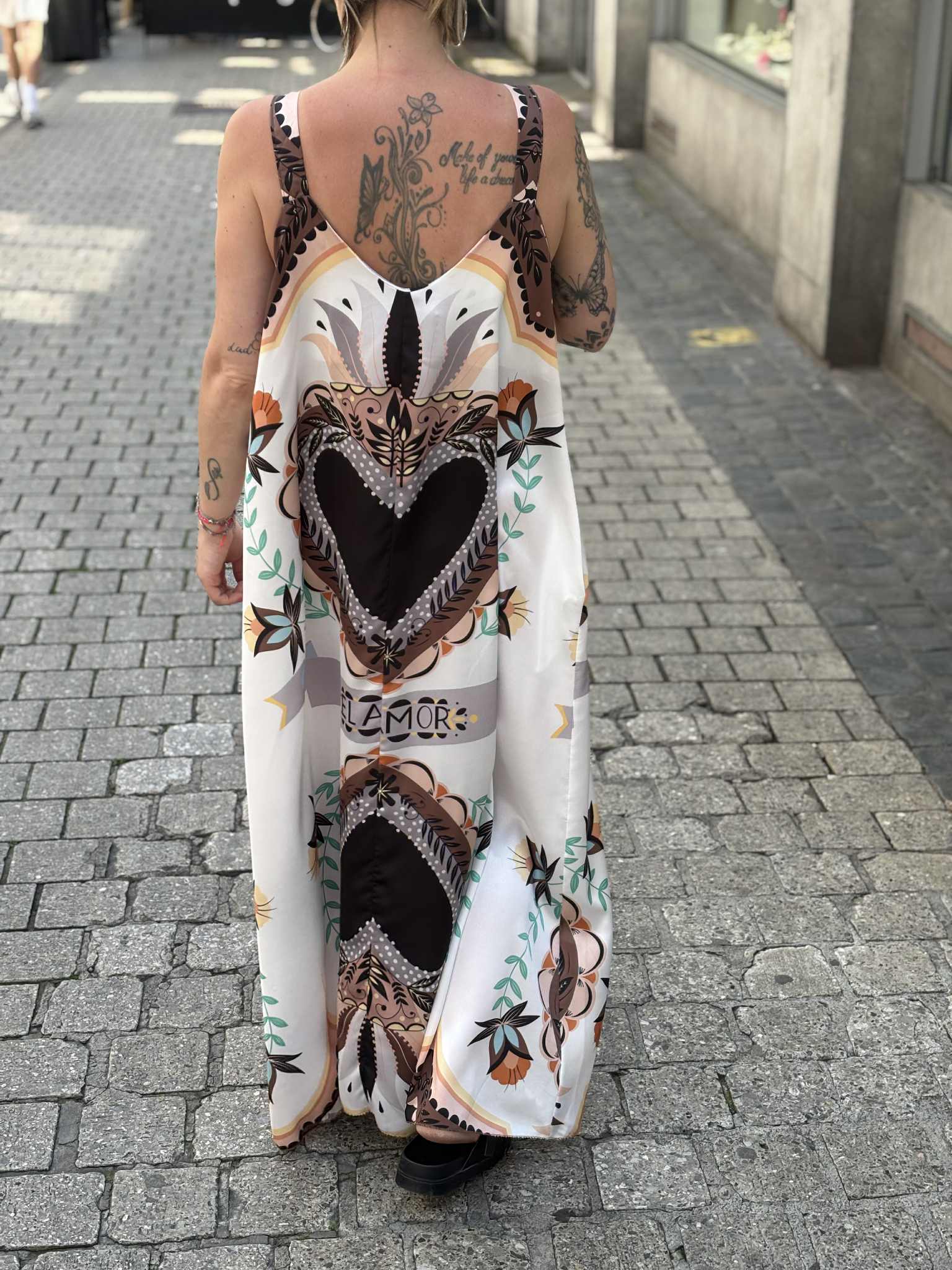 ROBE EVA