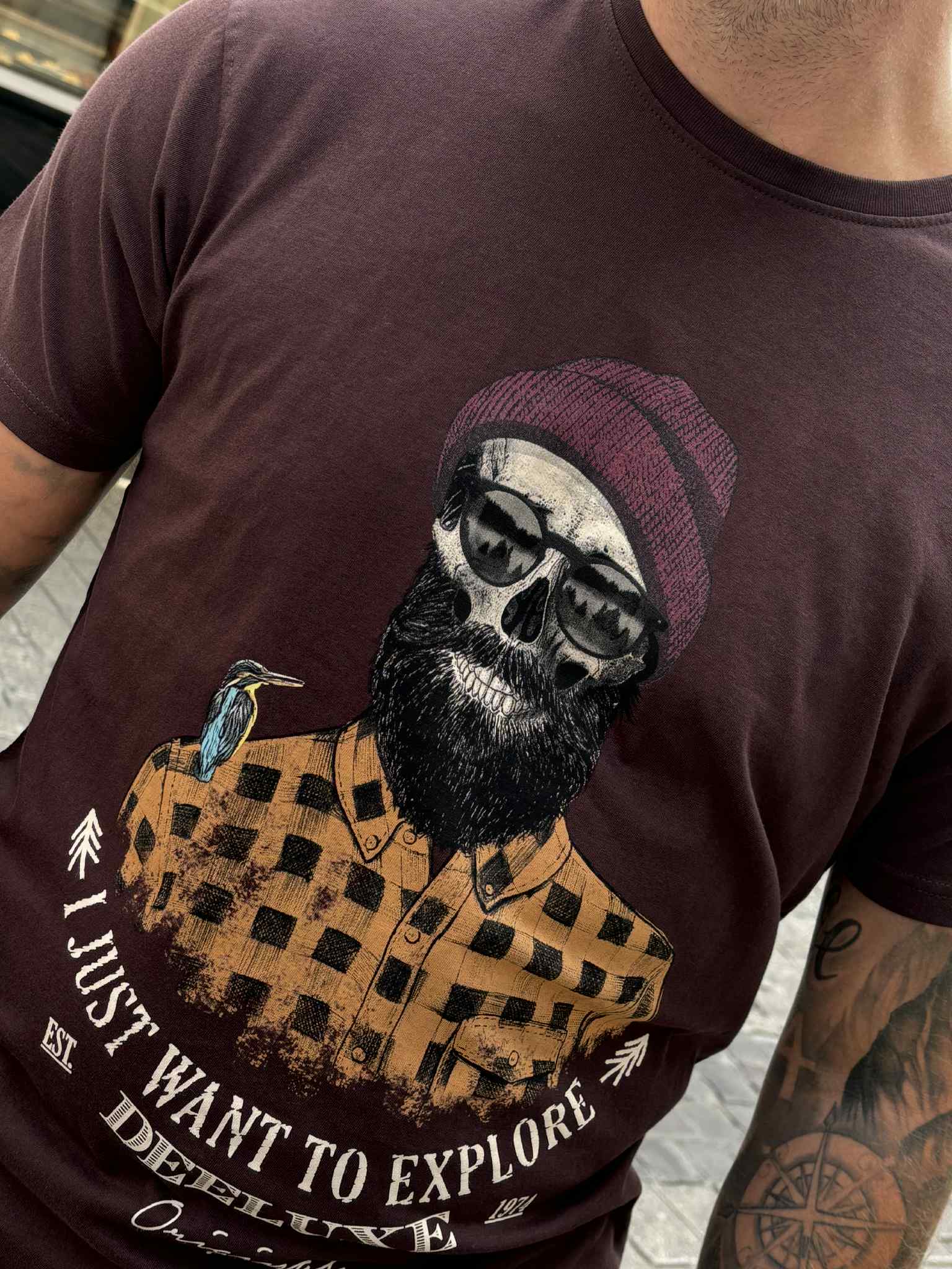 T-SHIRT DEELUXE