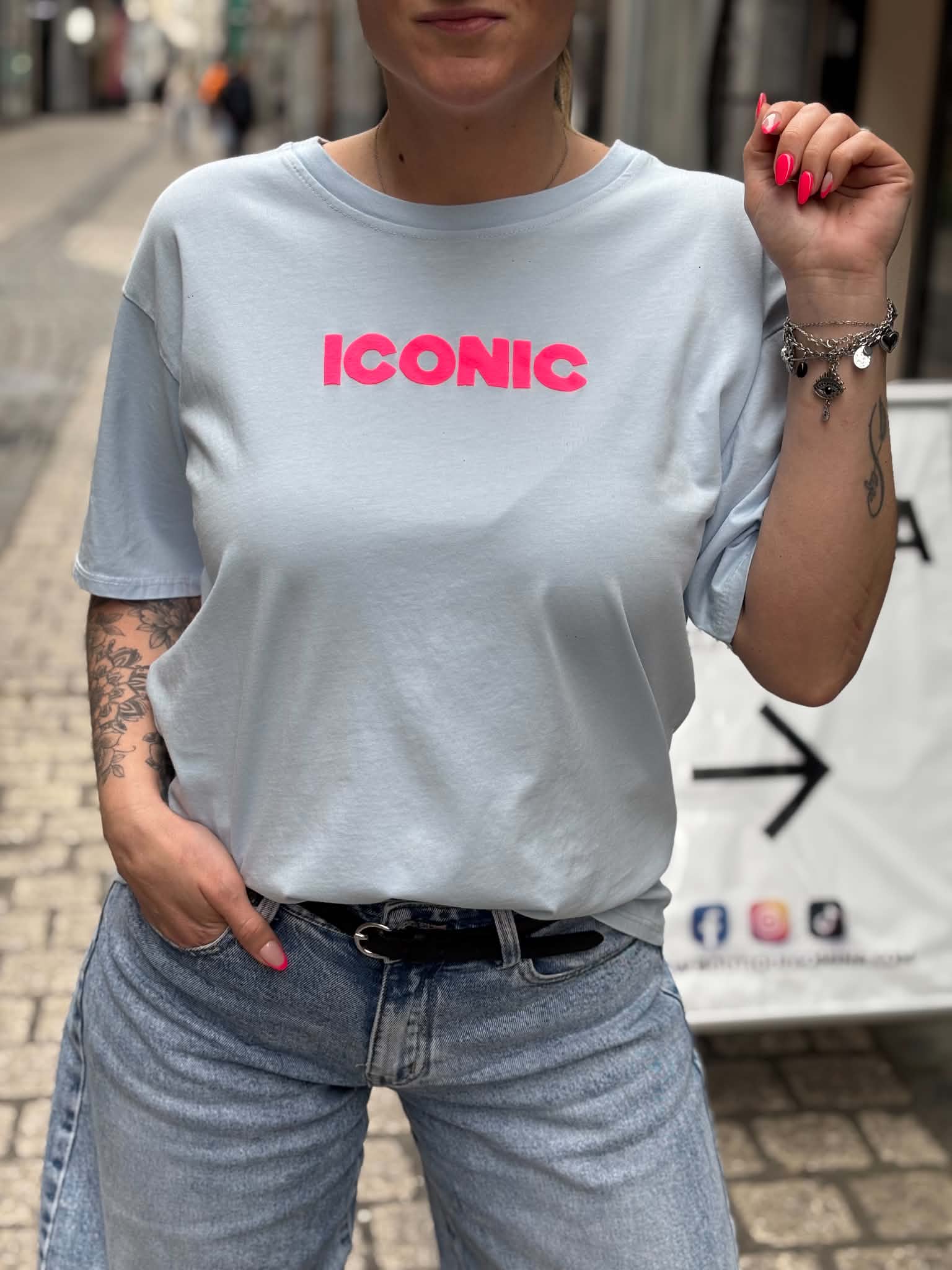 T-SHIRT ICONIC
