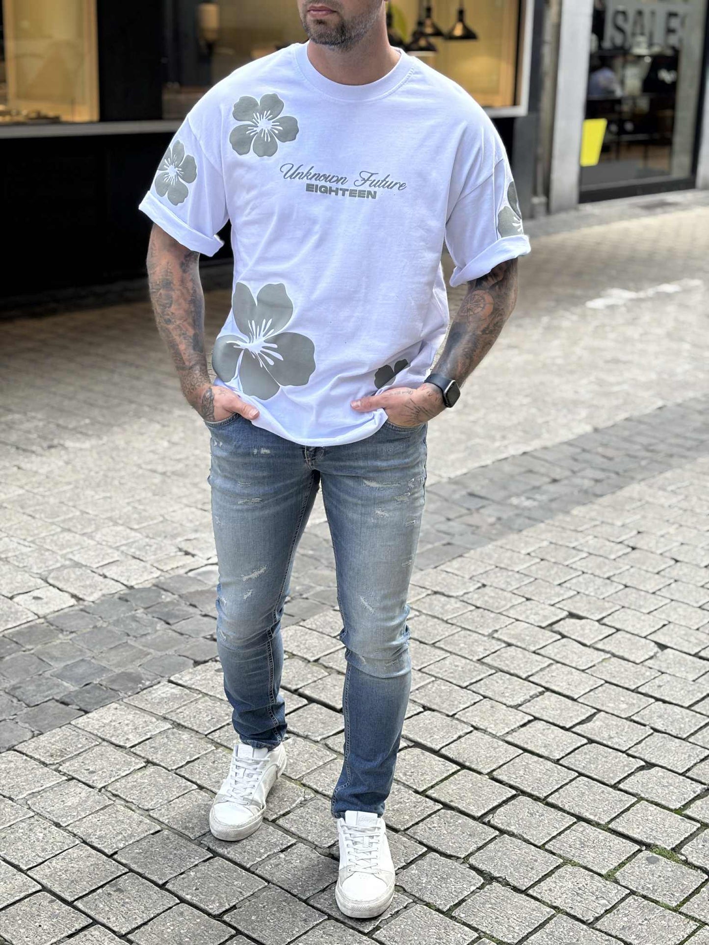 T-SHIRT