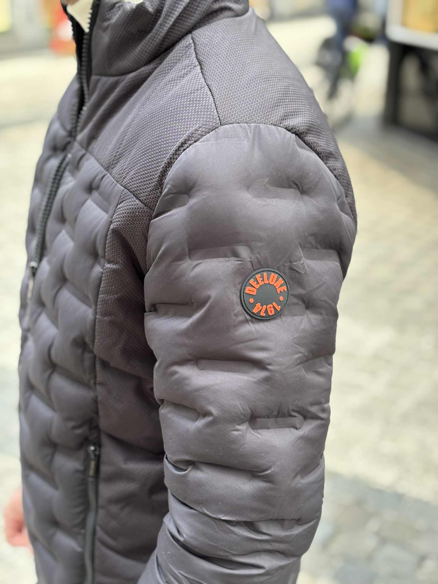 VESTE DEELUXE