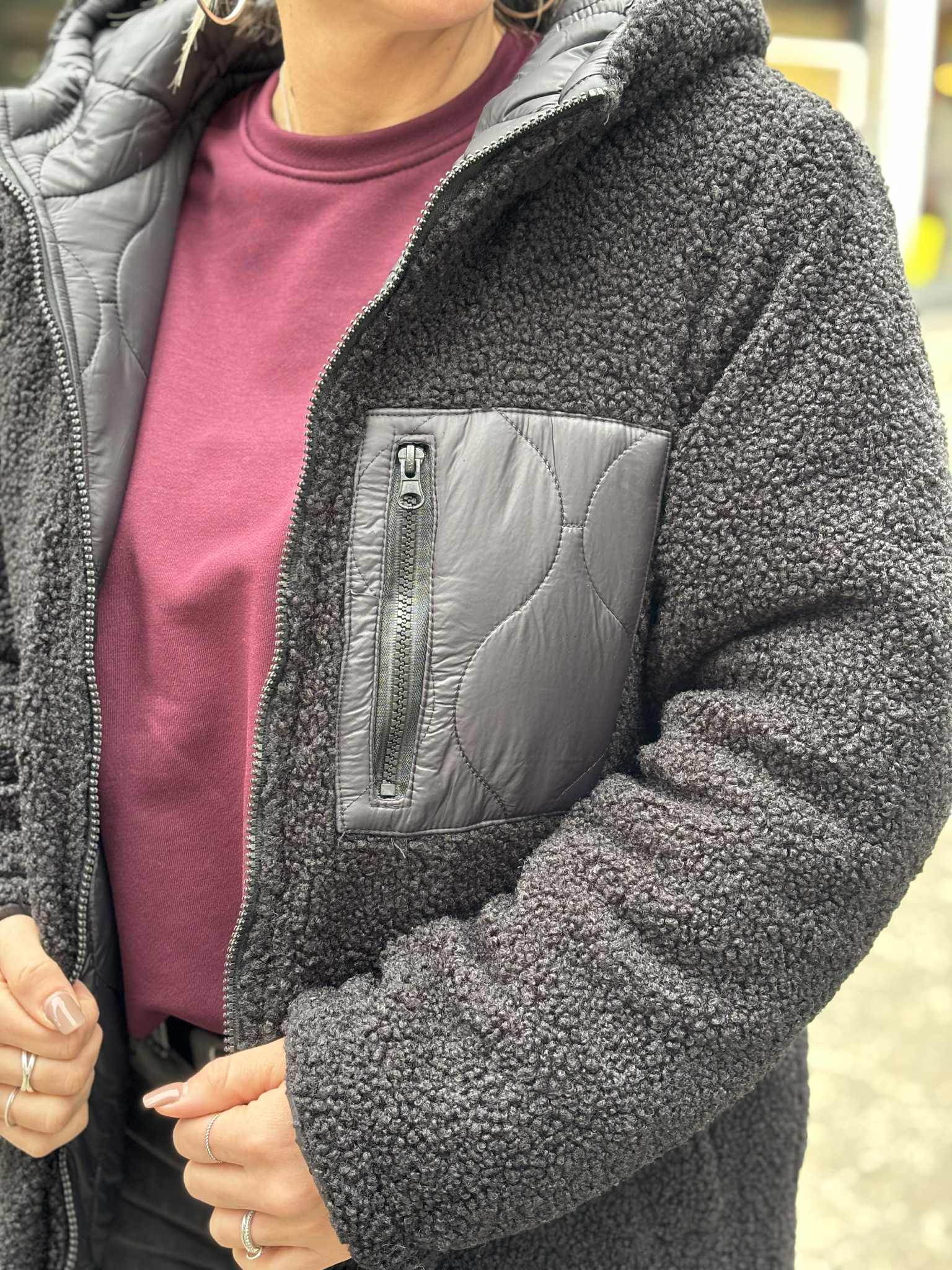 VESTE LOU