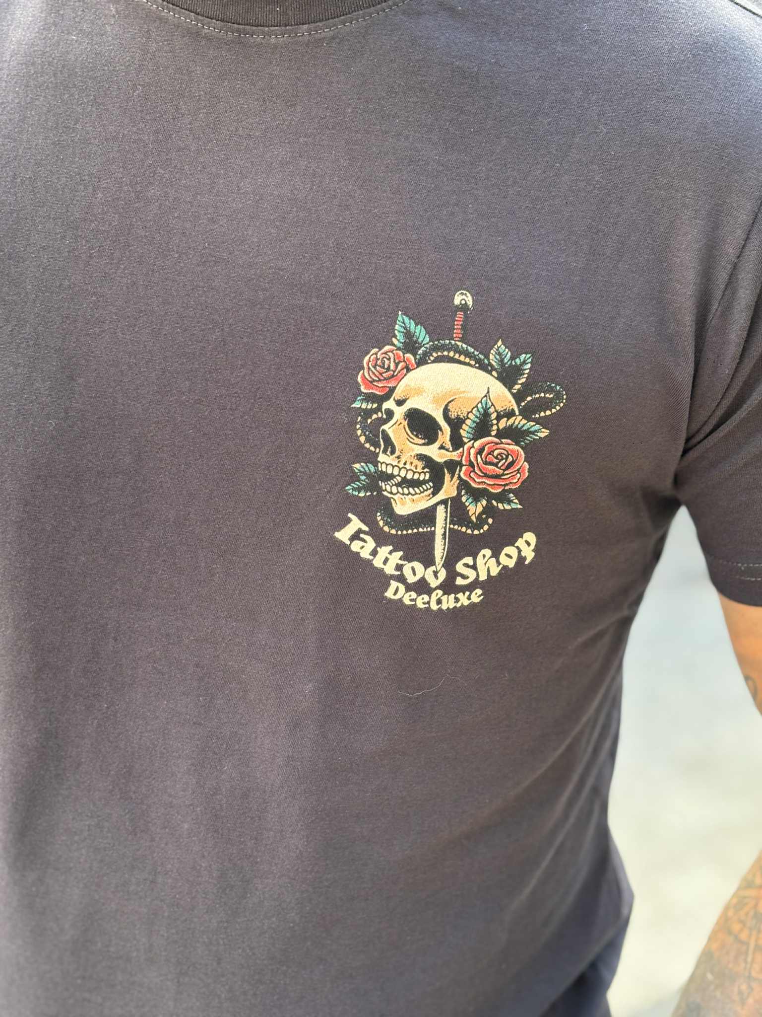 T-SHIRT DEELUXE