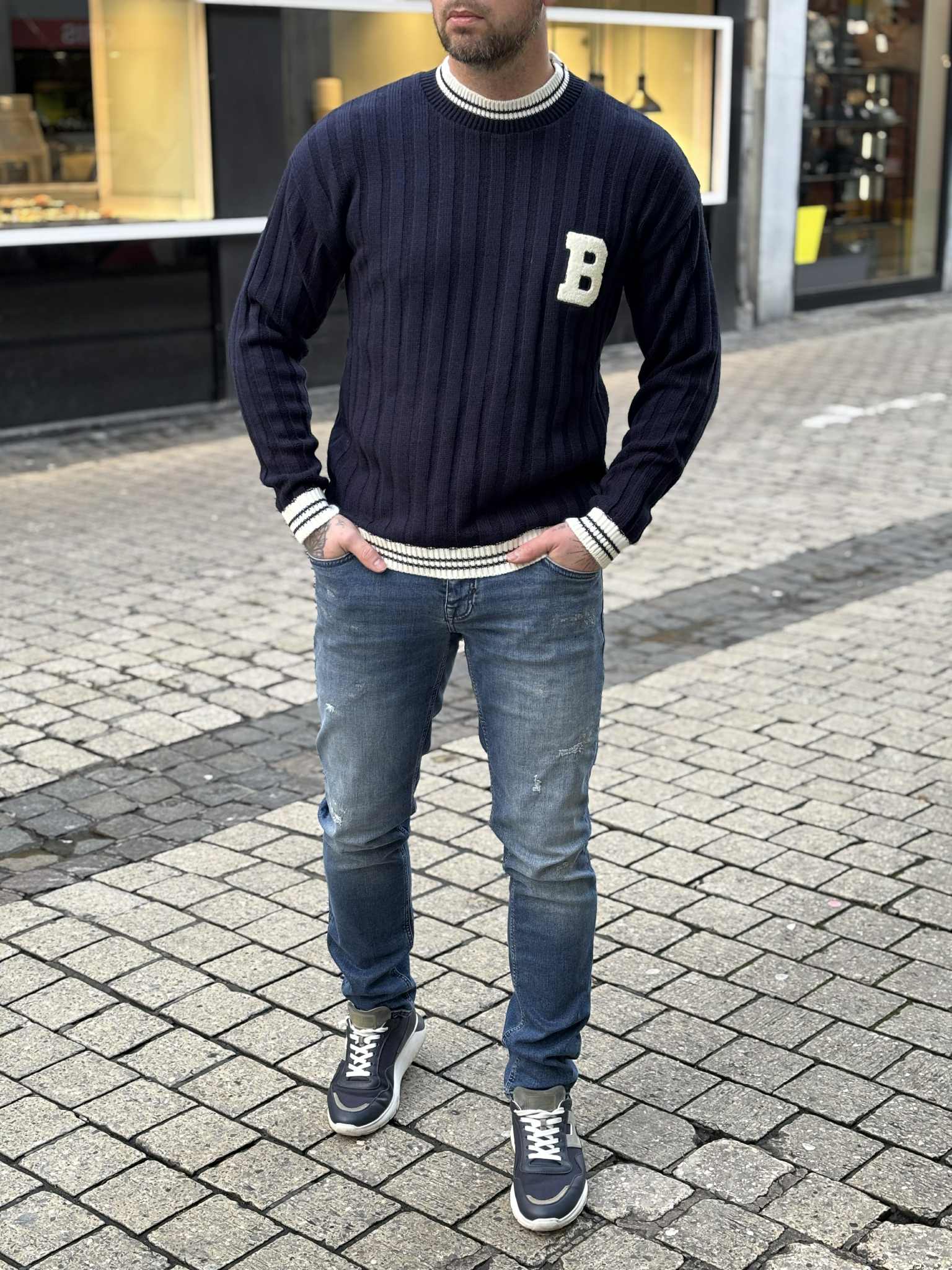 PULL B