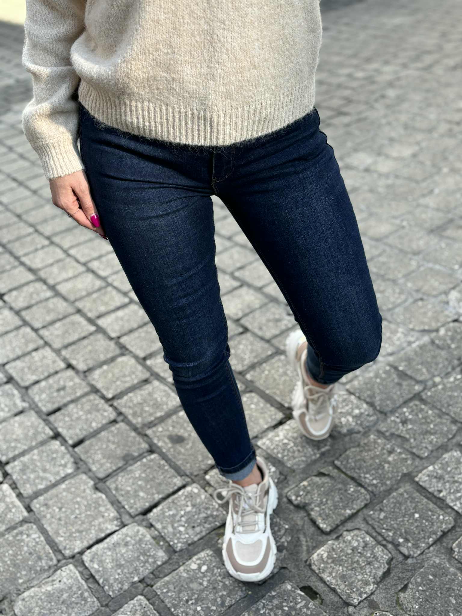 JEANS LILA
