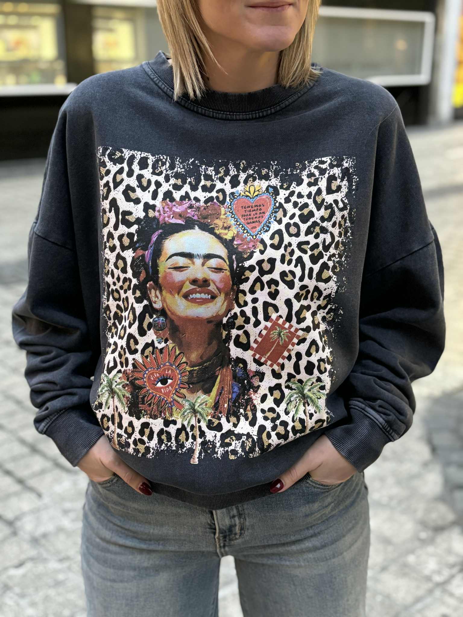 SWEAT FRIDA