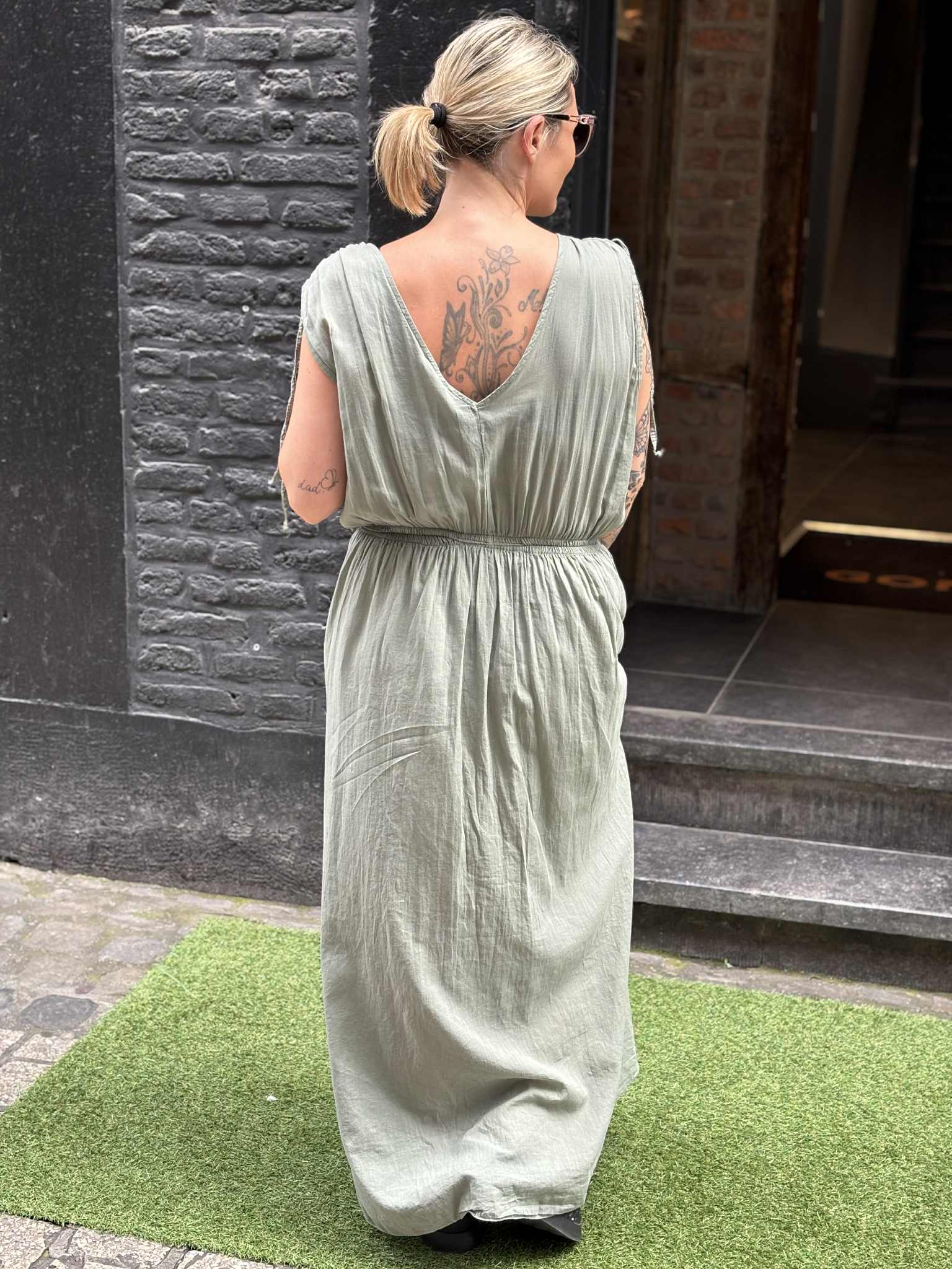 ROBE JUNE
