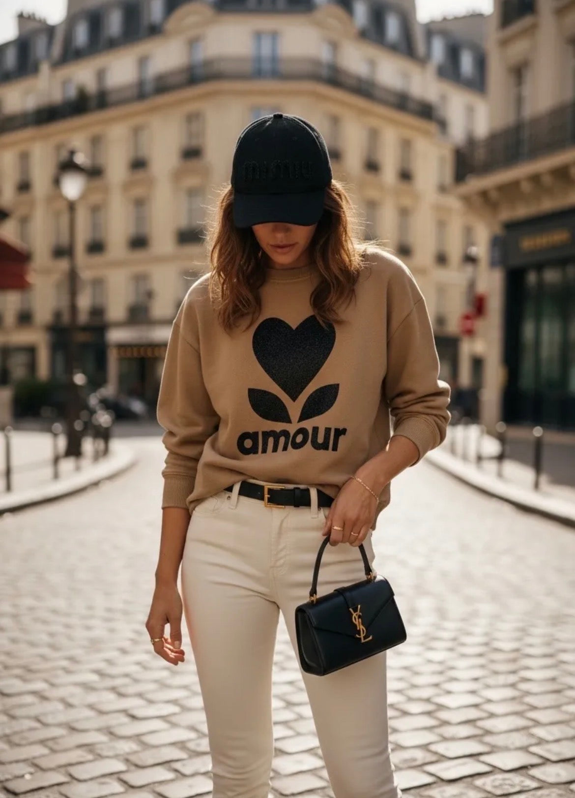 SWEAT AMOUR