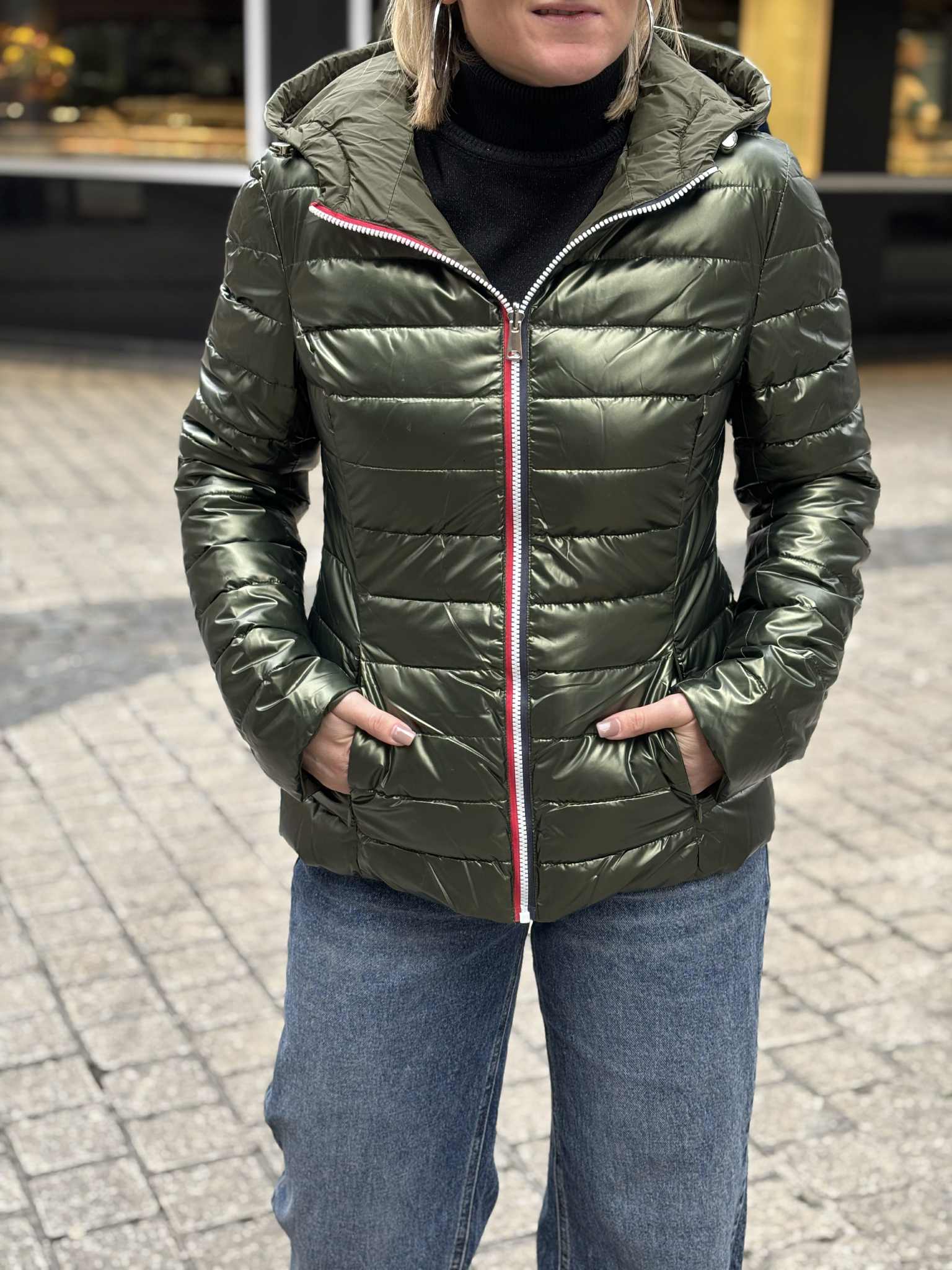 VESTE CLARA