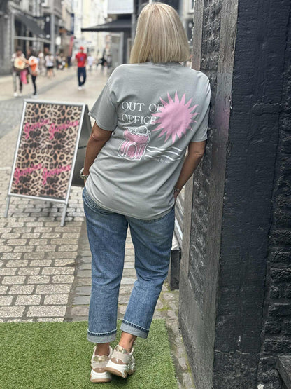 T-SHIRT OUT OFF OFFICE