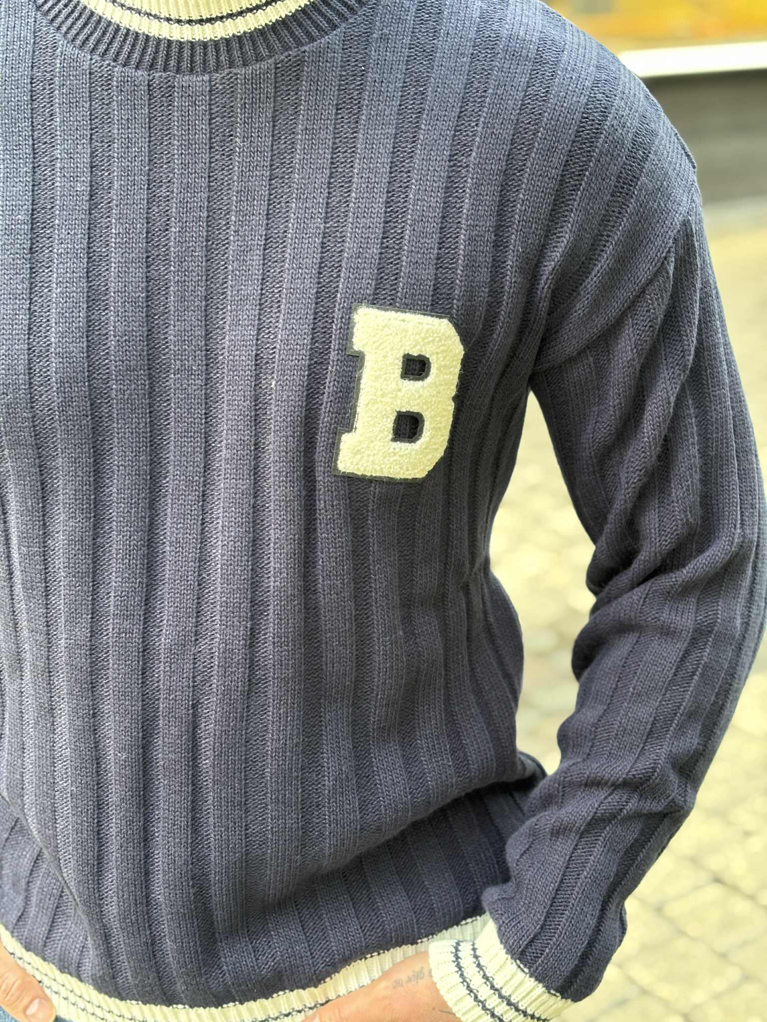 PULL B