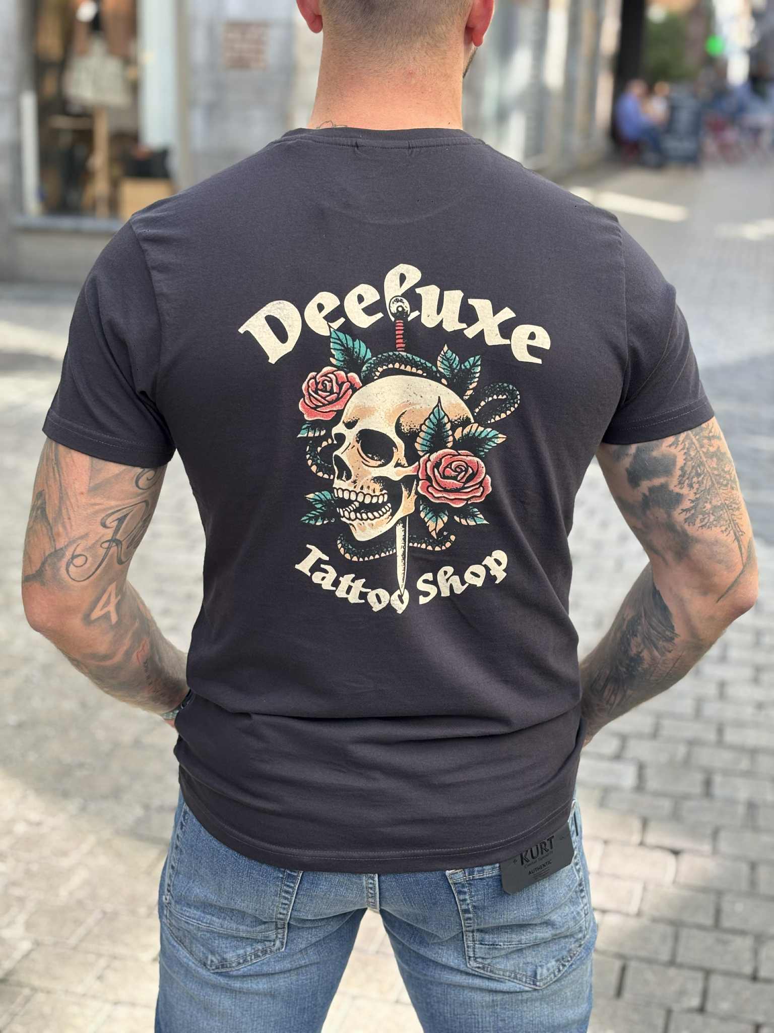 T-SHIRT DEELUXE