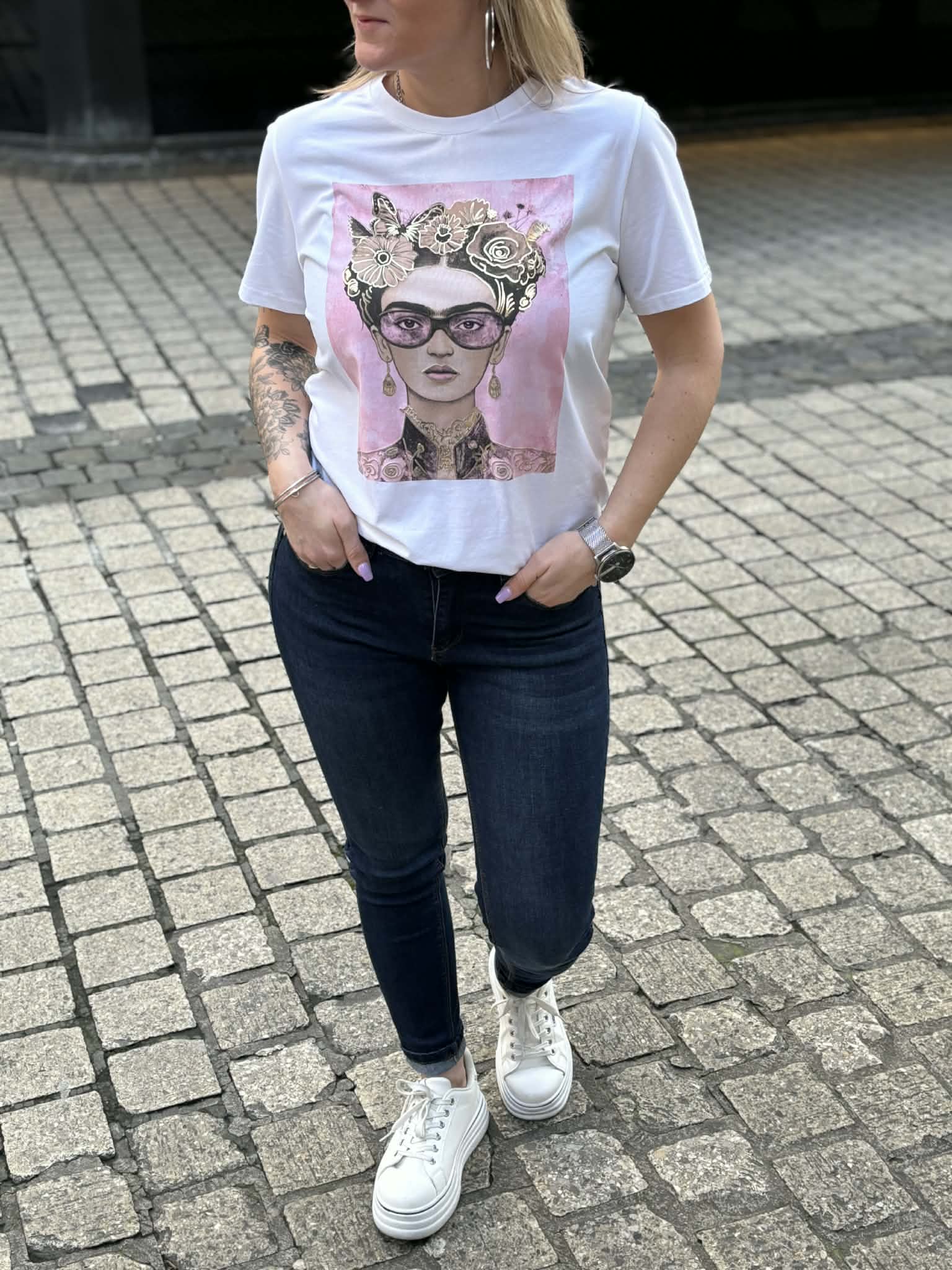 T-SHIRT FRIDA