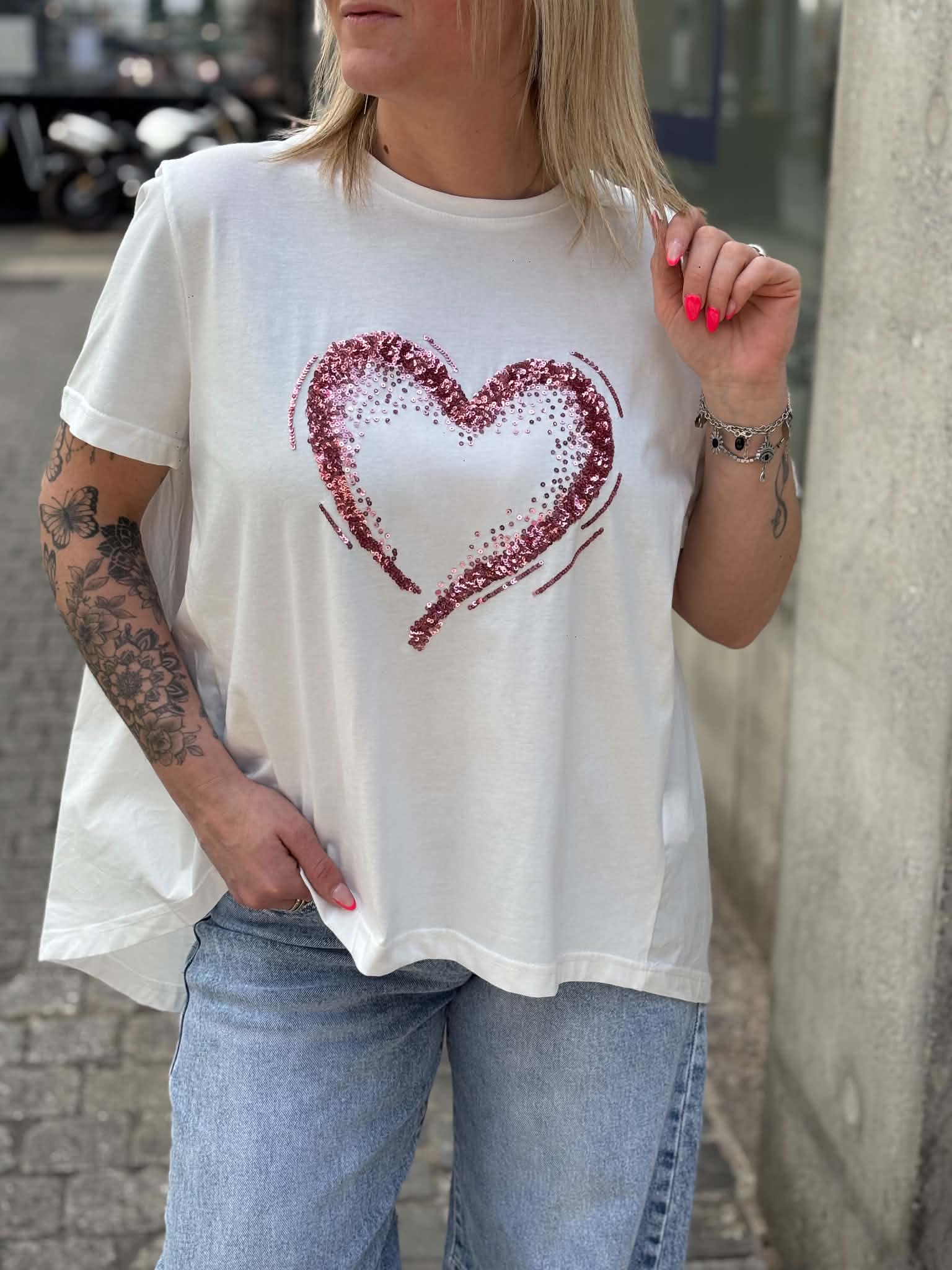 T-SHIRT NESSA