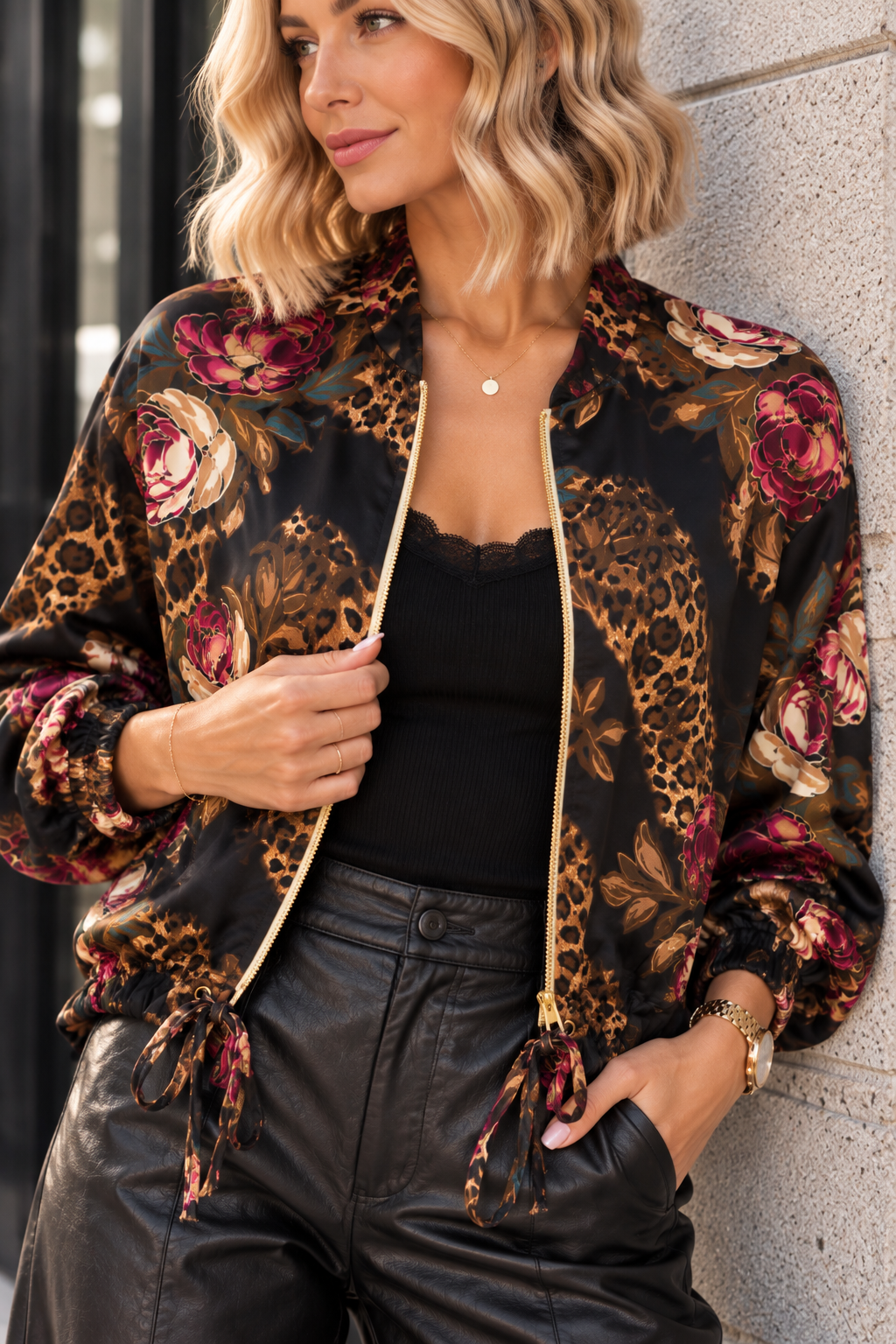 BOMBER LIVIA