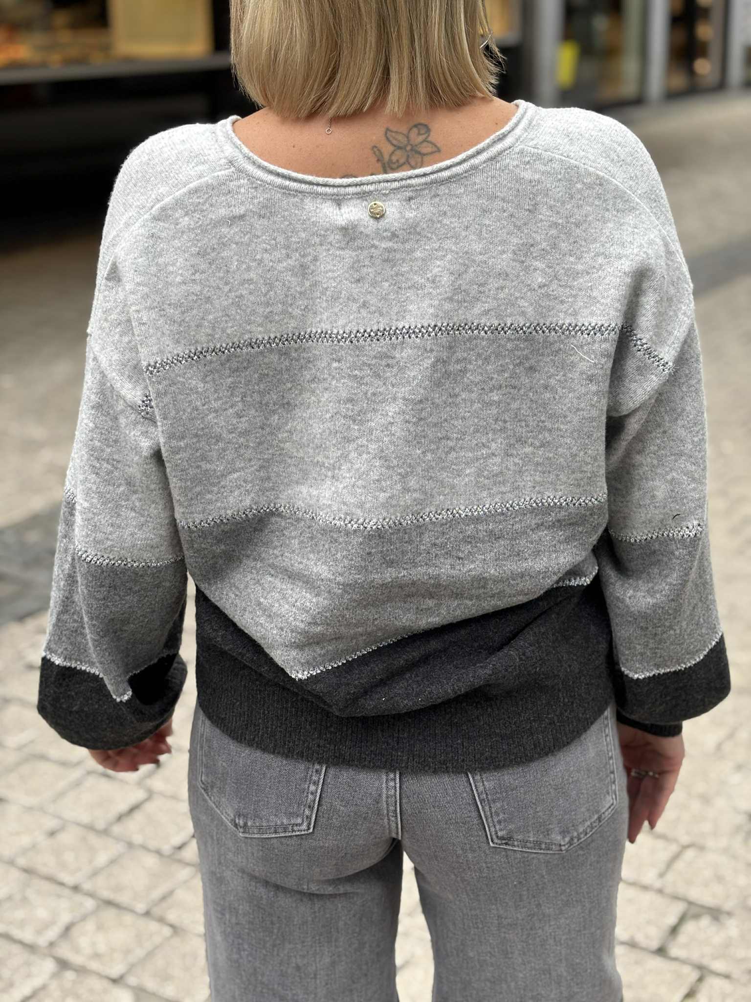 PULL DEELUXE