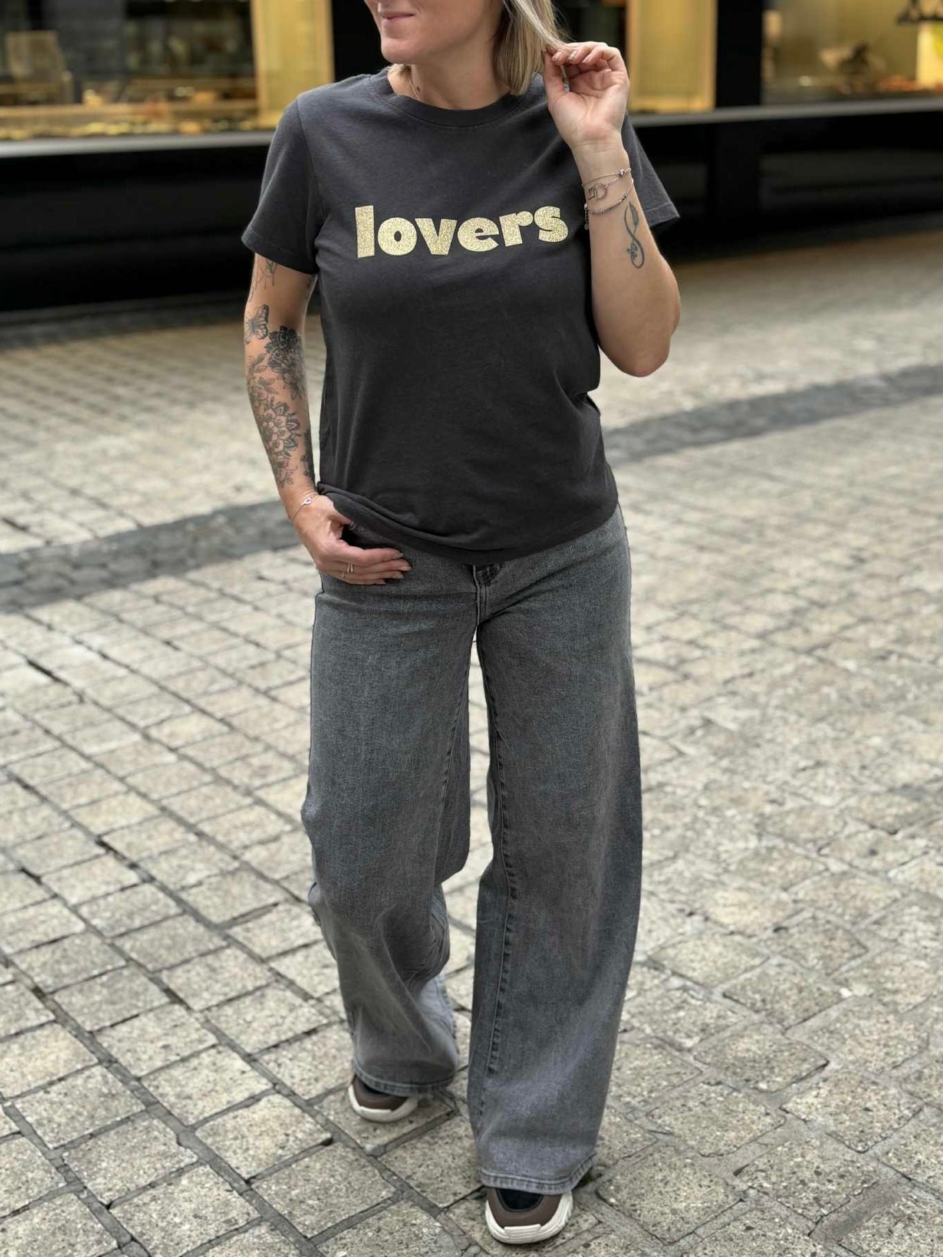 T-SHIRT DEELUXE