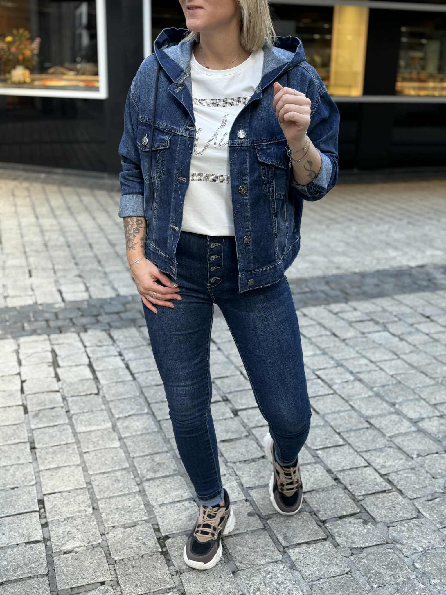 JEANS LOLA