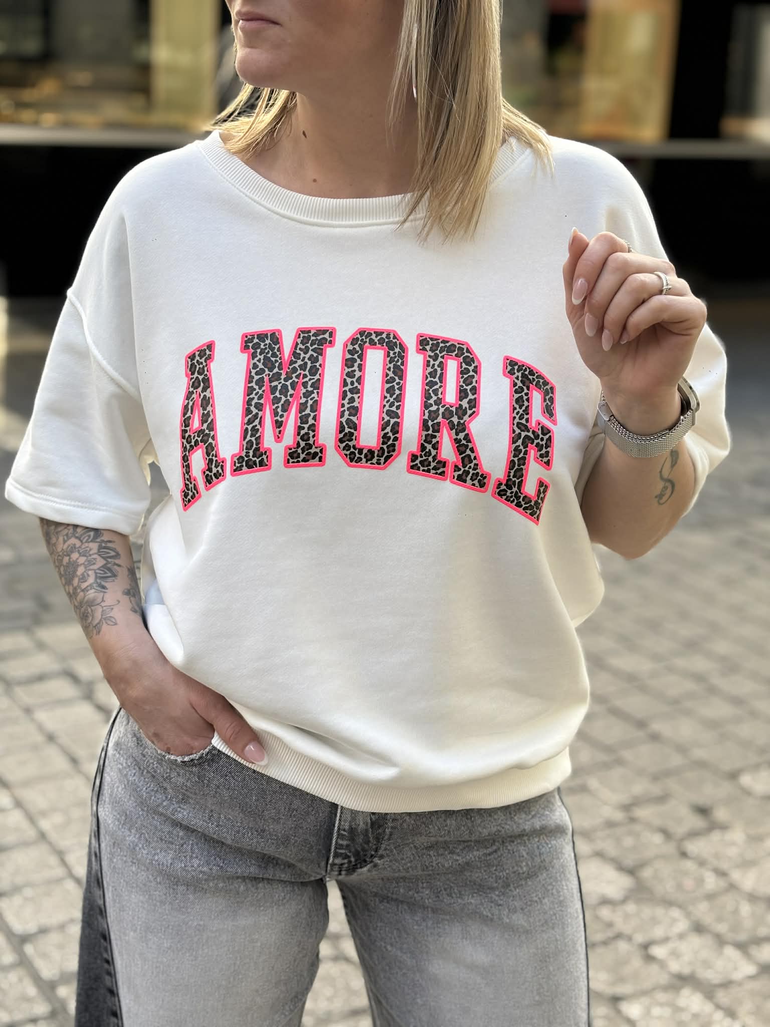 SWEAT AMORE