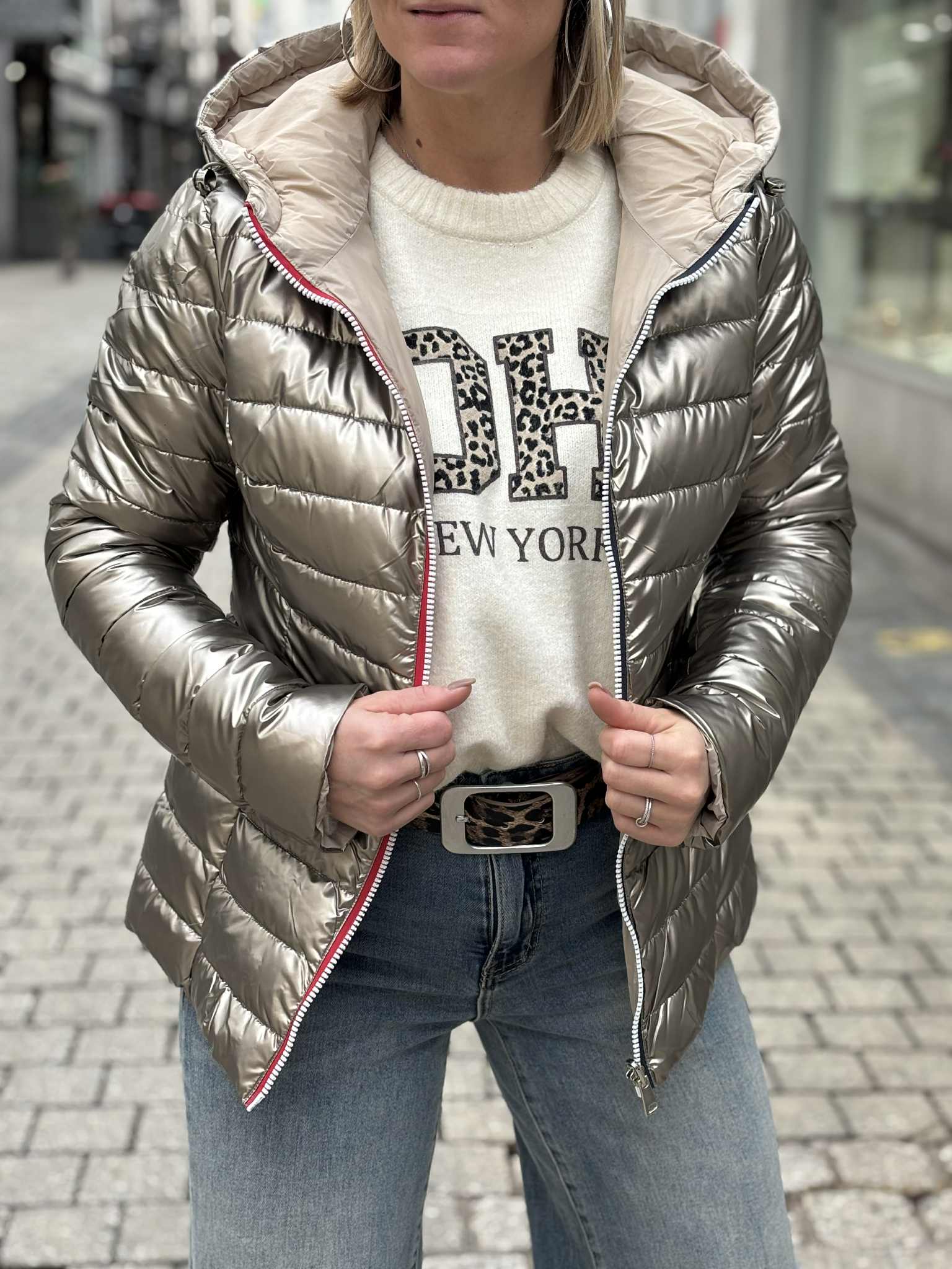 VESTE CLARA