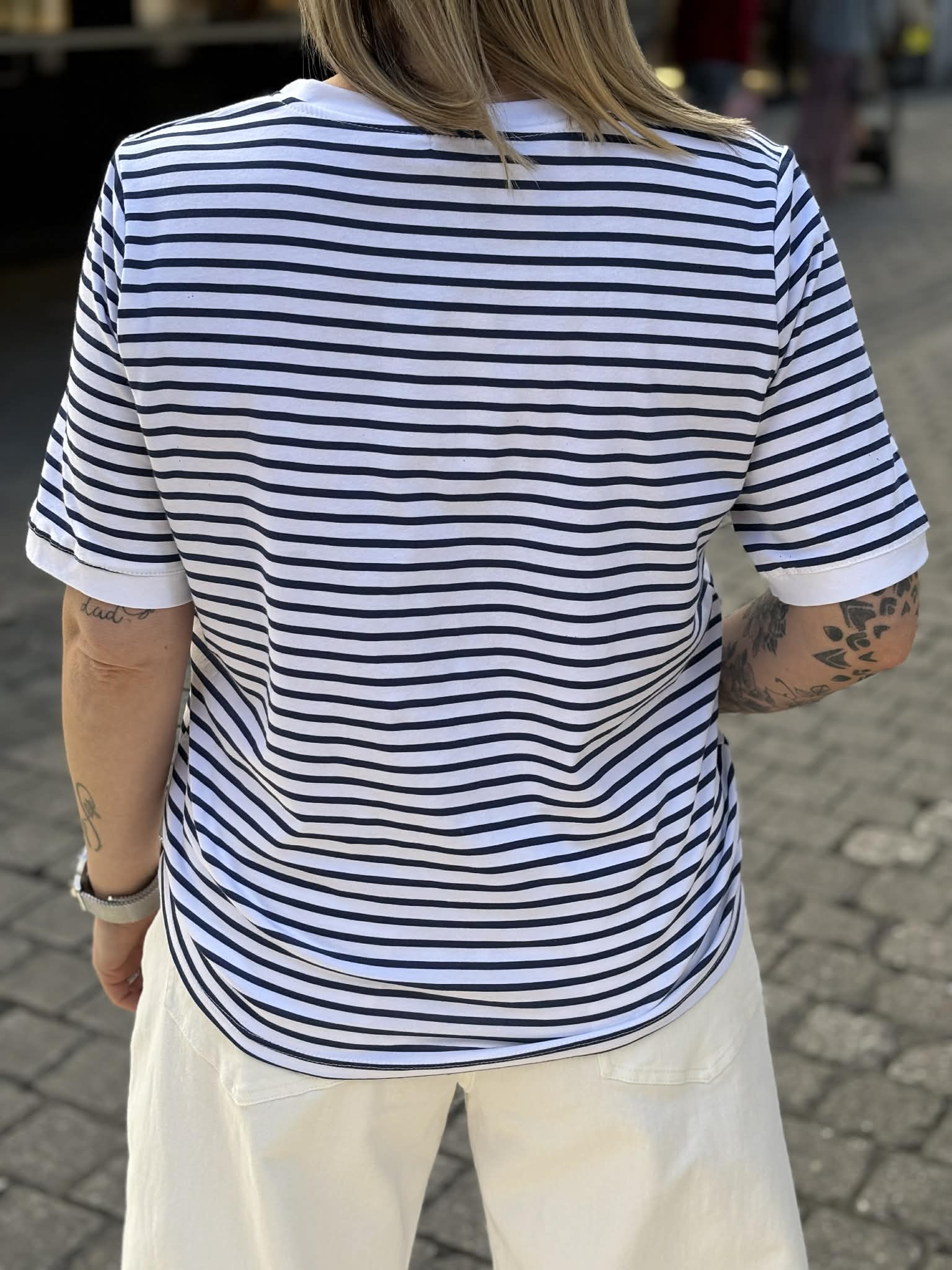 T-SHIRT SAM